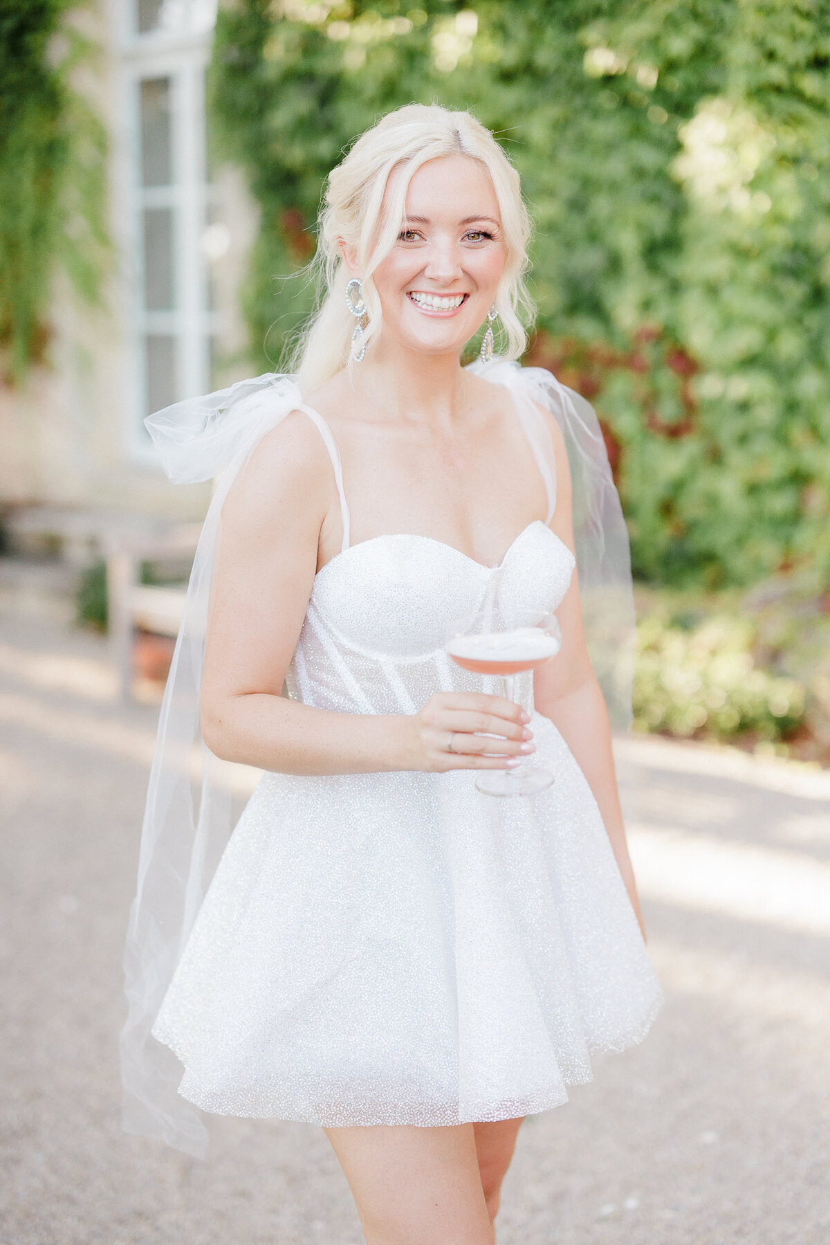 Modern_Chic_Chateau_Valouze_Destination_Wedding_Photographer-7