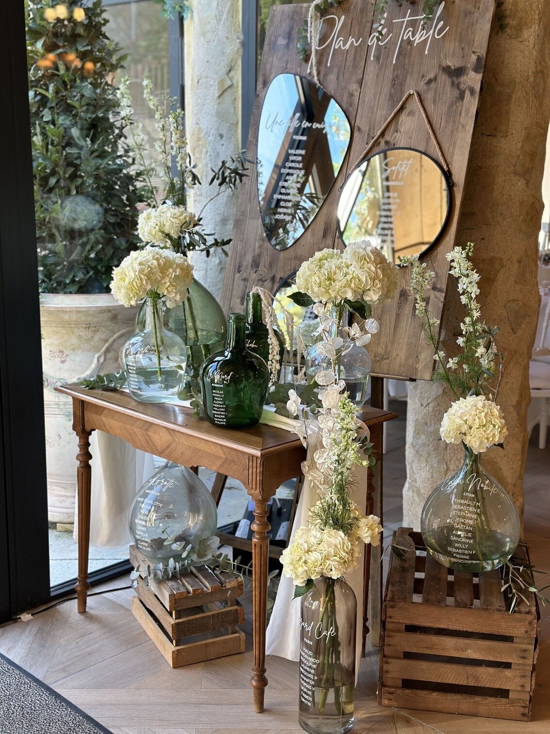 decoration-florale-mariage-monochrome
