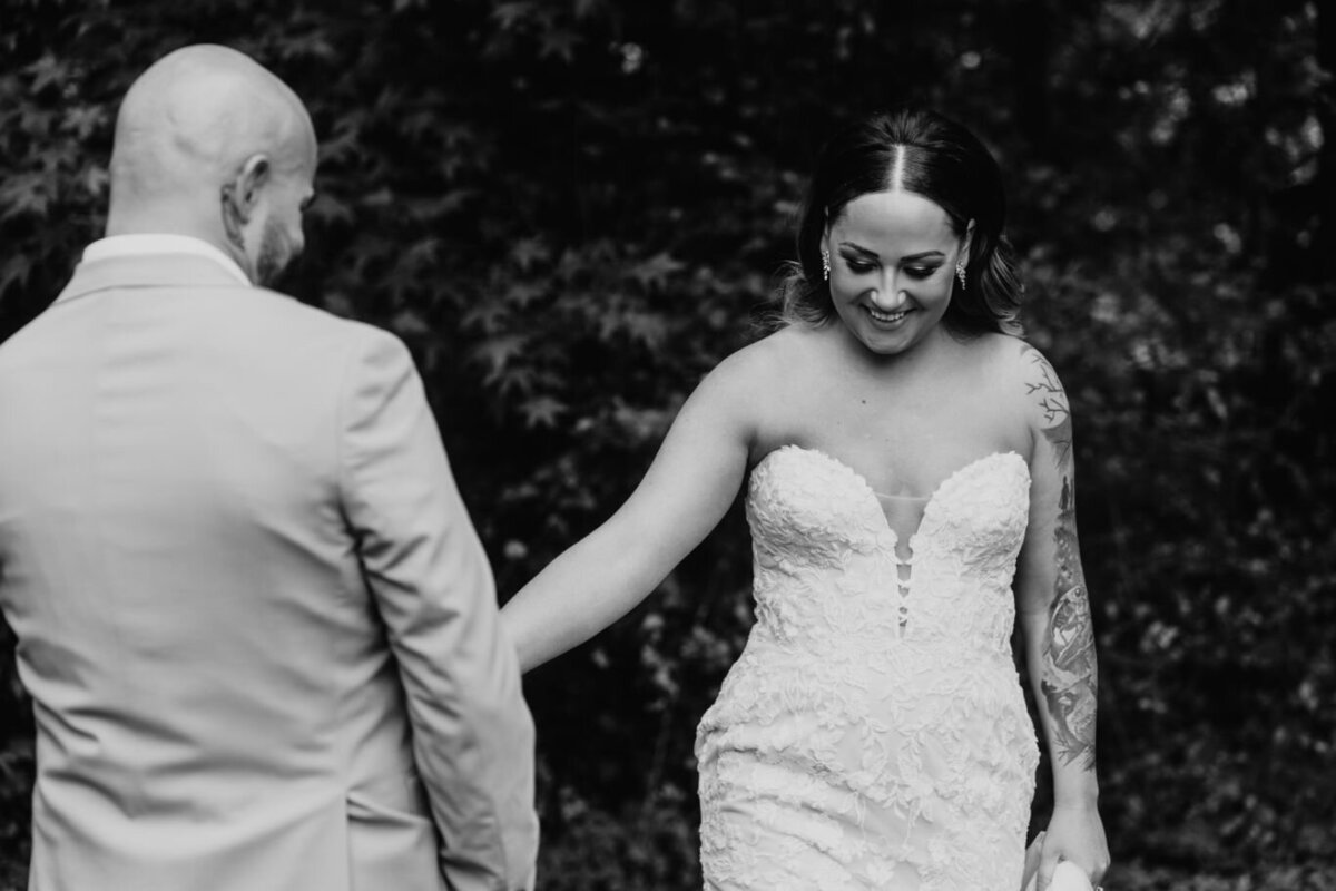 elegant-backyard-wedding-111