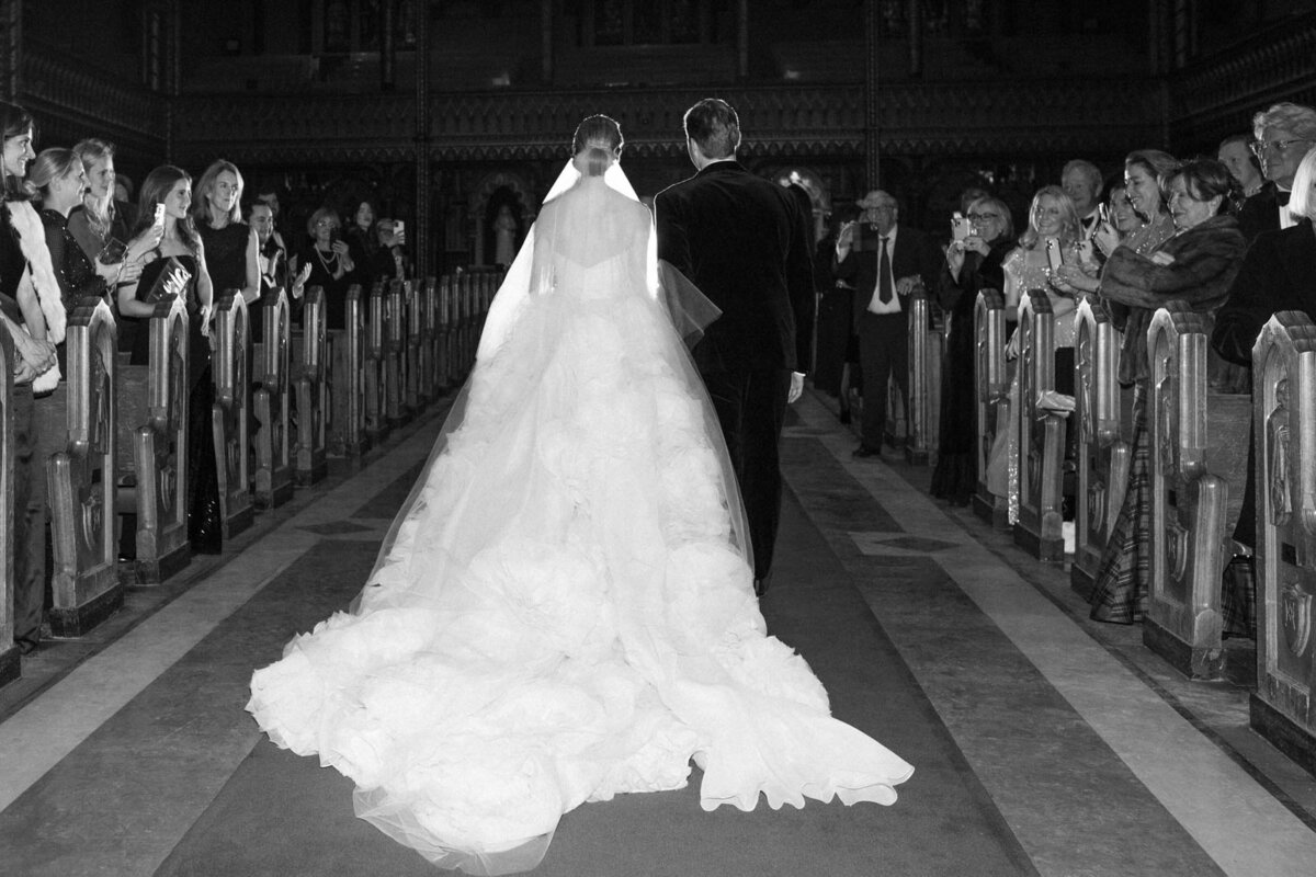 515-Notre-Dame-The-Ritz-Carlton-Montreal-Canada-Victoria-Philippe-Wedding-27