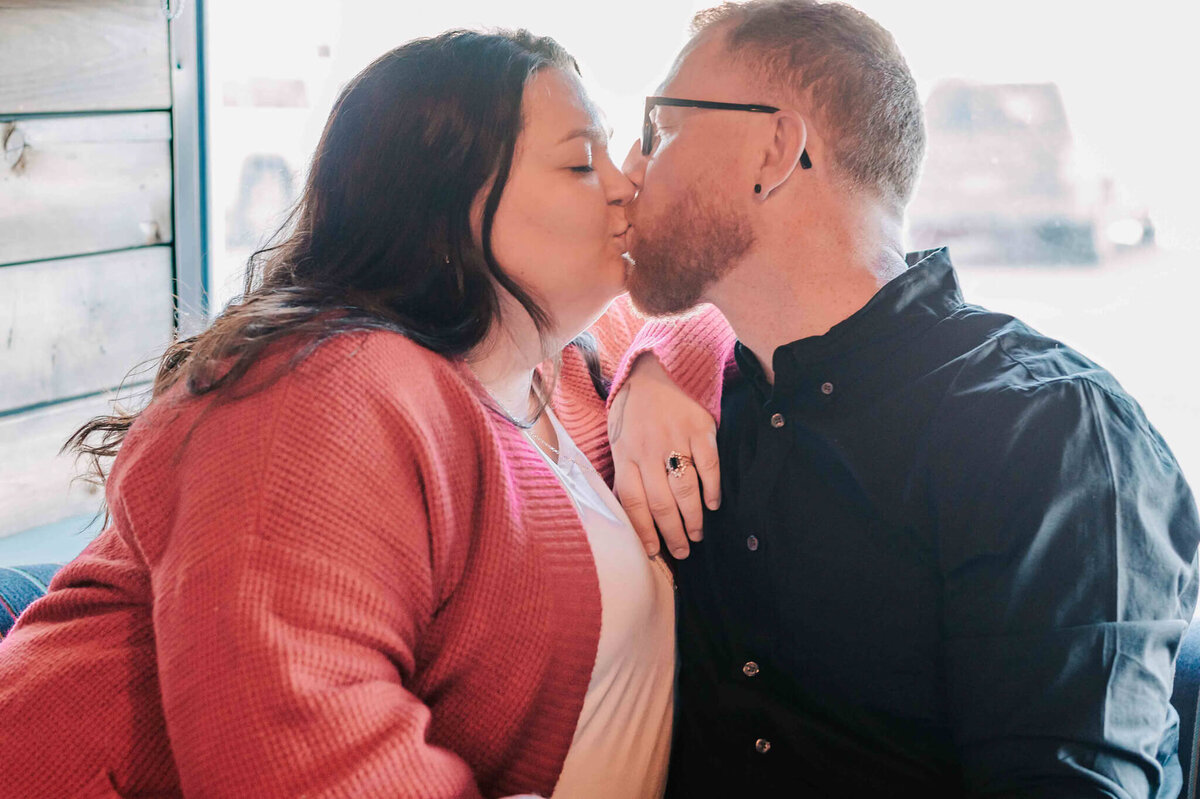 Saskatoon Couples Photographer (2)