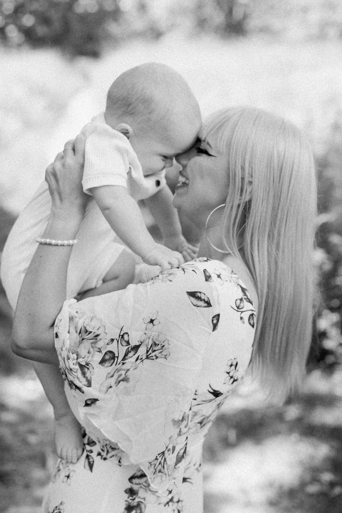 KatieCranePhotography-Kelsey+MJ-Mommy&Me-HighPark-8927