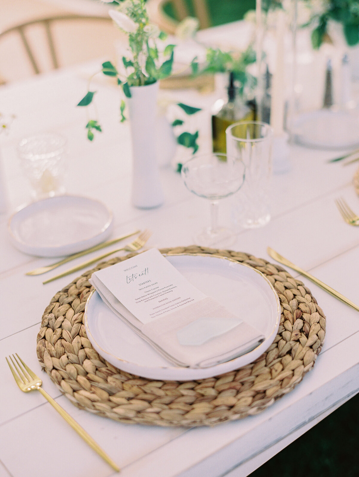 wedding-tables-tented-reception-connecticut-sarah-brehant-events
