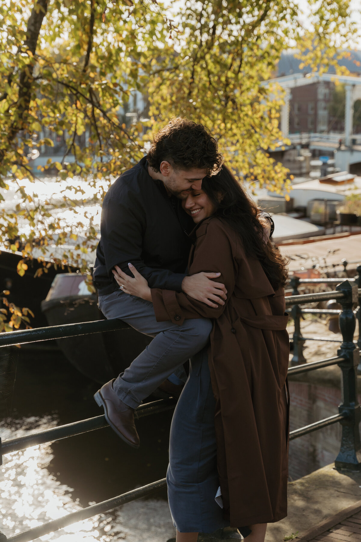 boat-proposal-photoshoot-amsterdam-couple-photographer-inhousecapture-1-13