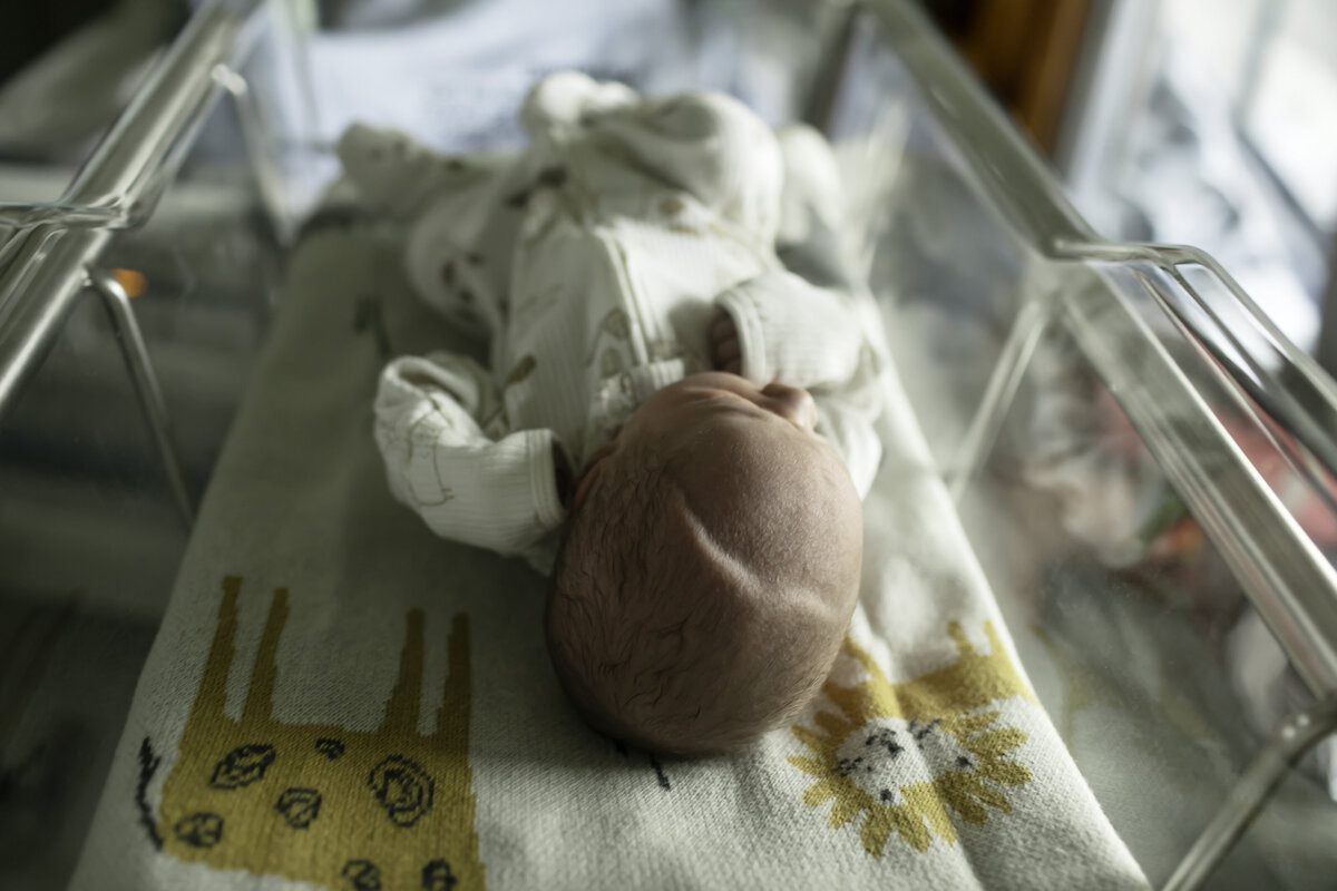 dfw-newborn-birth-photographer-chunky-monkey-6