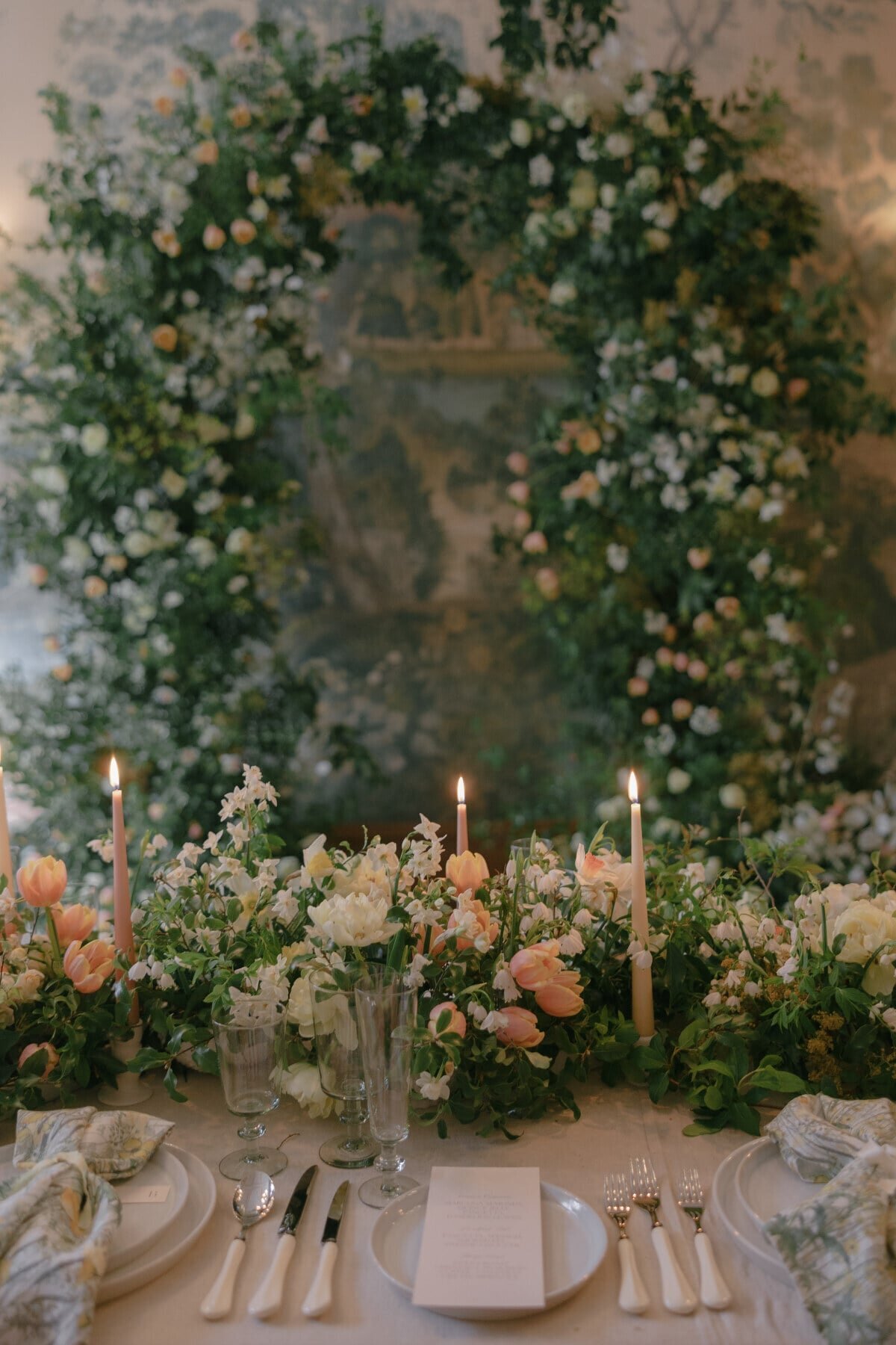 floral-wedding-table-design-callow-hall