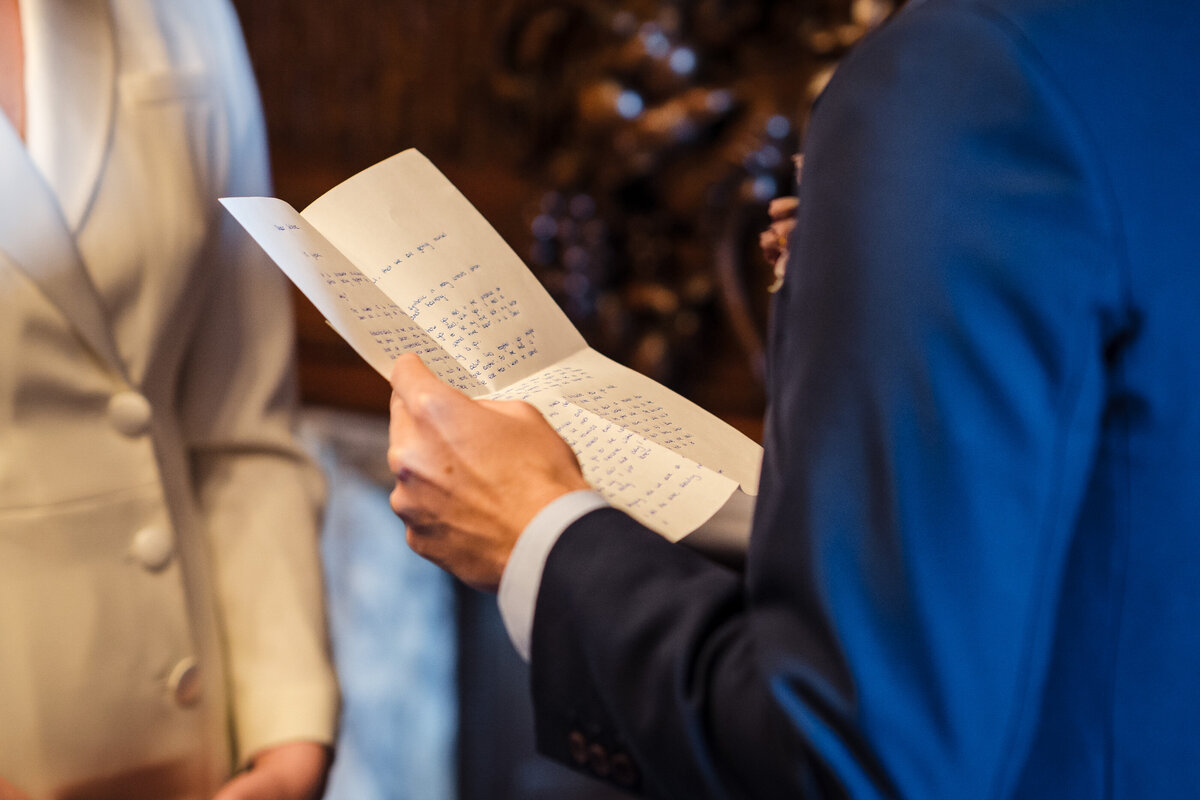 intimate-london-old-marylebone-town-hall-wedding-17