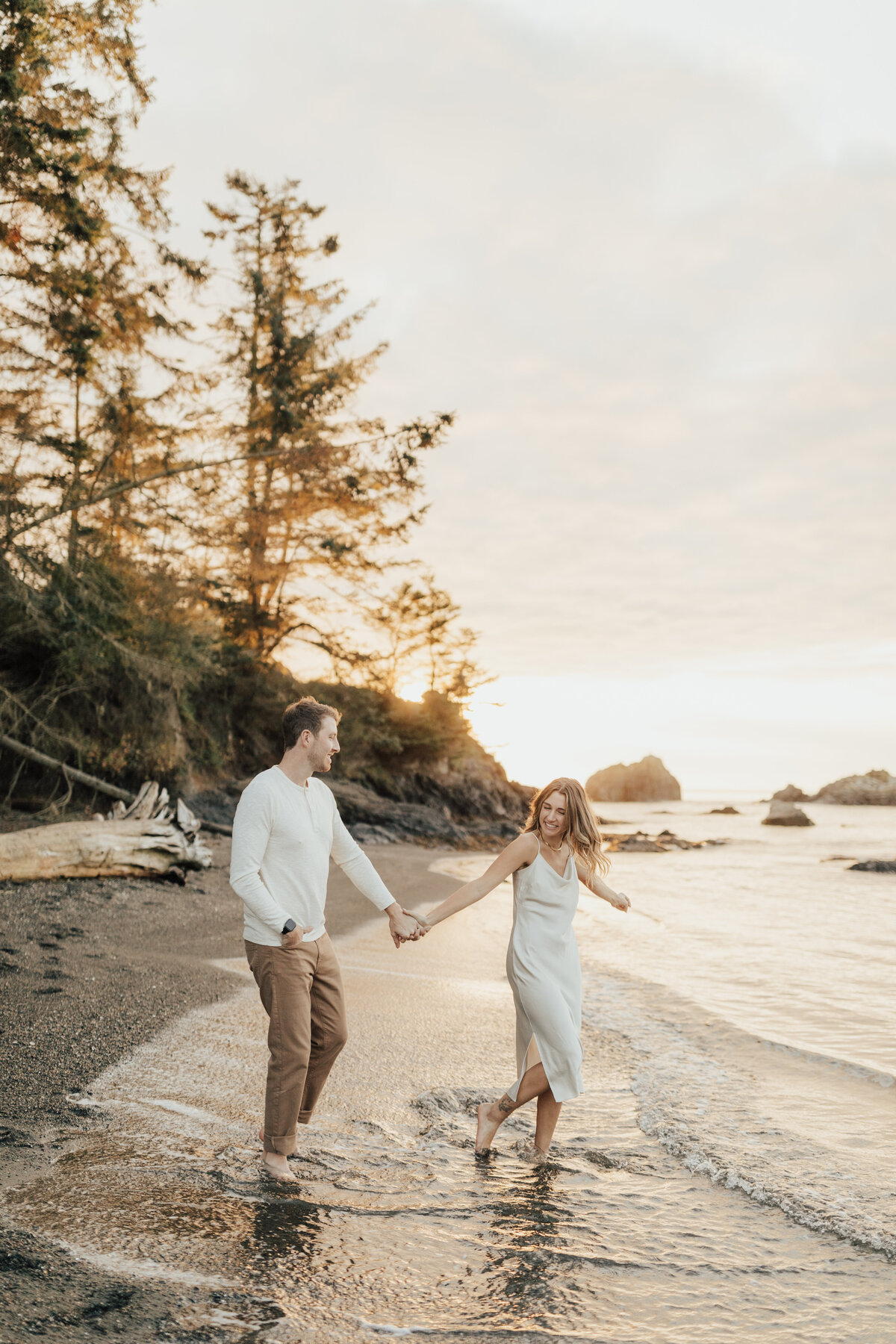 deception-pass-beach-engagement-photoshoot-rachel-syrisko-wedding-photographer-311