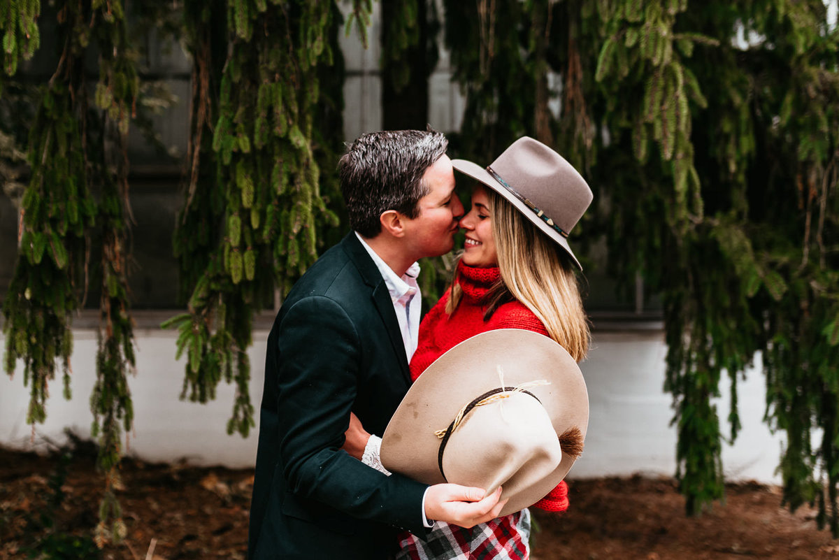 krohns-conservatory-engagement-session-real-authentic