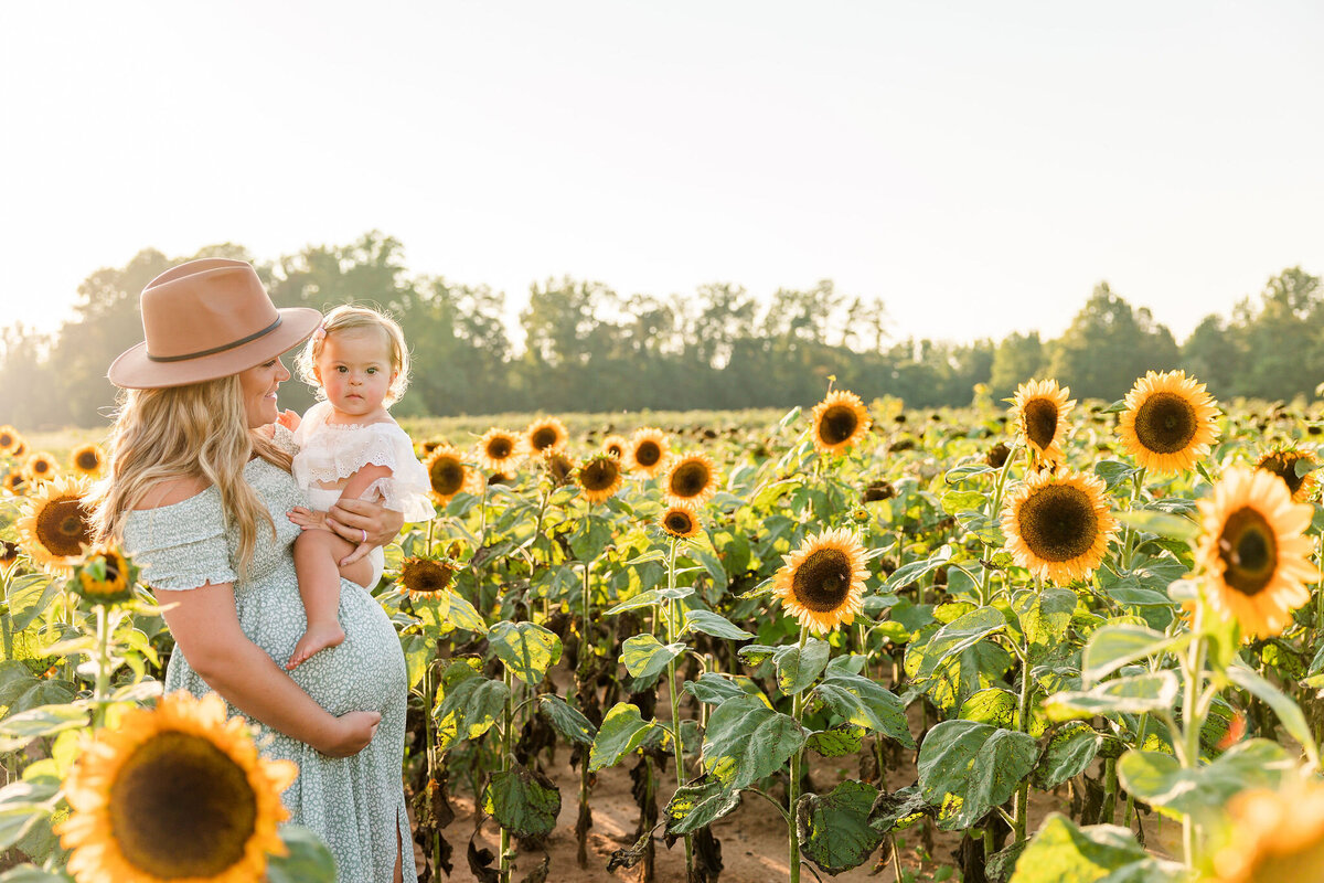 HGP-KevinandMorgan-SunflowerMaternity(22of162)