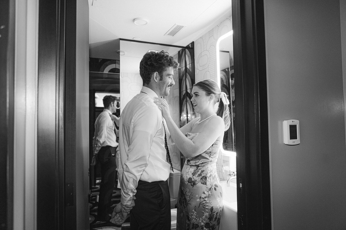 toronto-wedding-photographer-drake-hotel-wedding-038