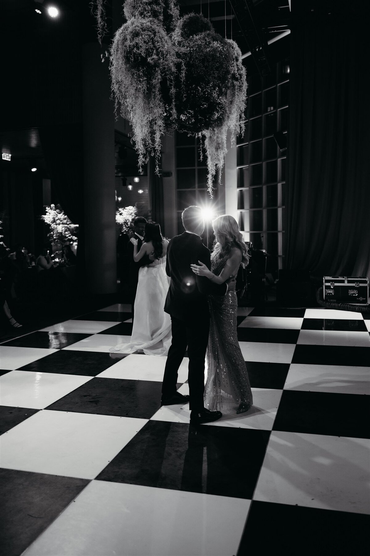 Maegan-Brown-Moments_231106_Wedding_Erina-Luke_George-Ballroom_Metropolis_7111