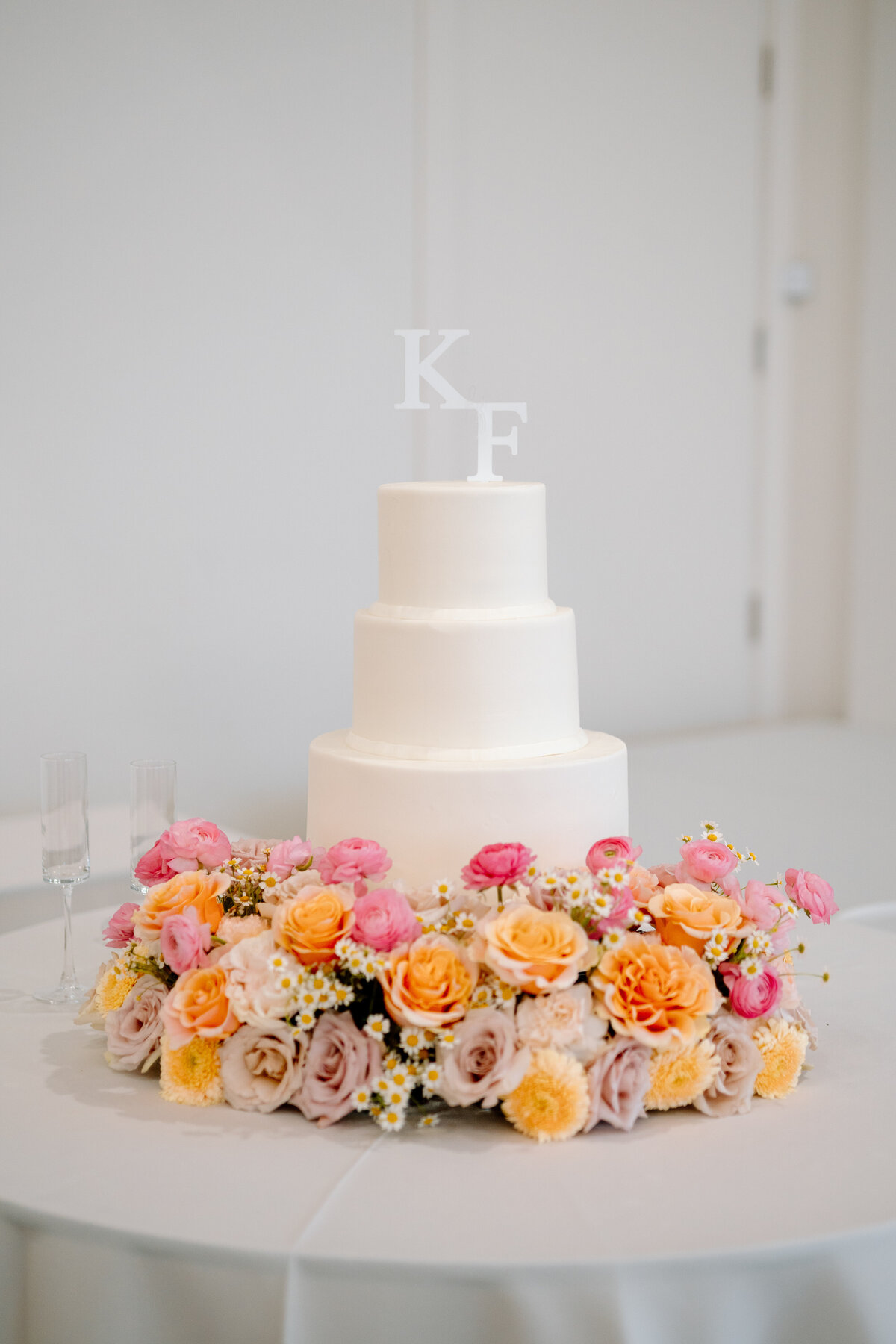 floral-wedding-cake-design