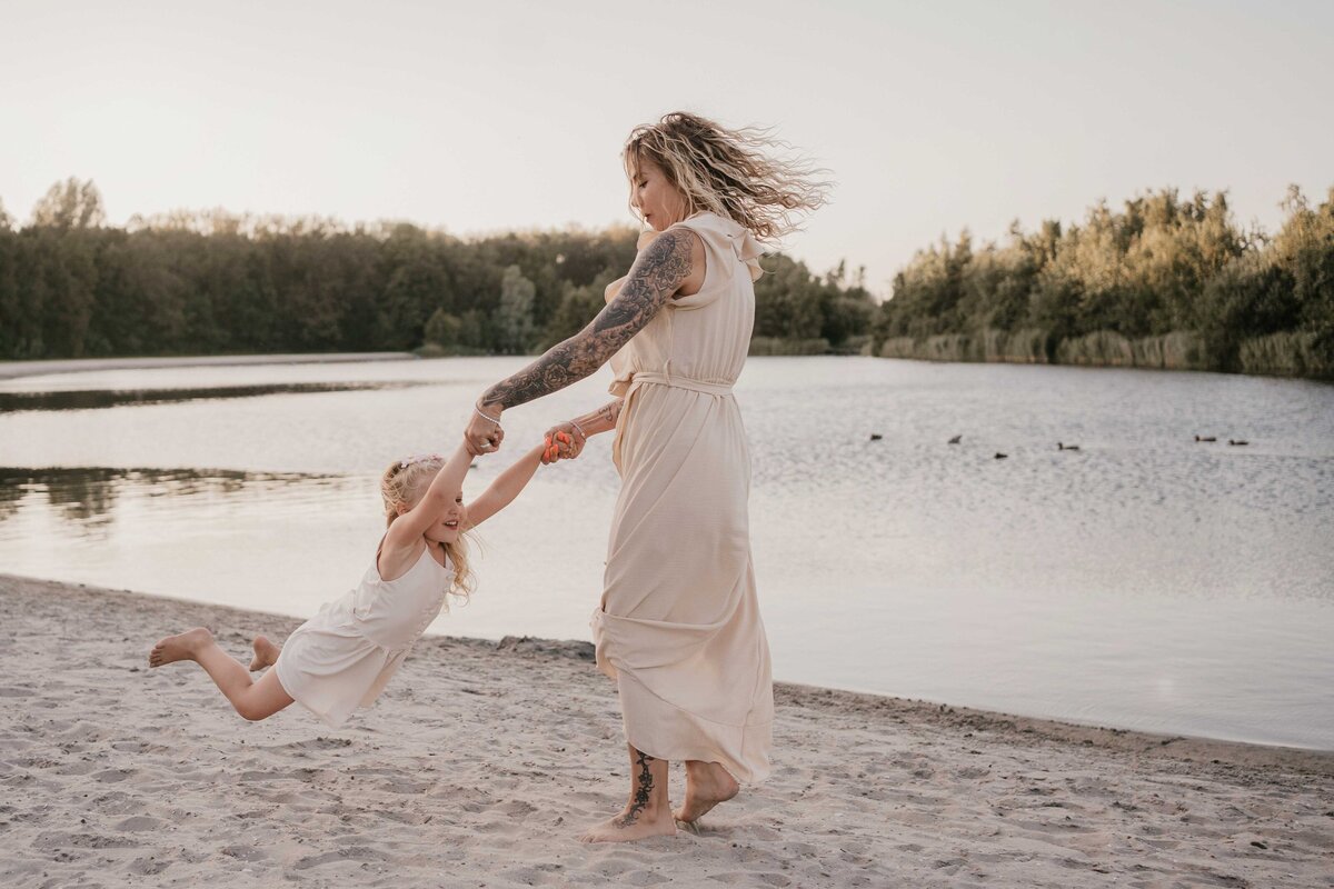 familieshoot-twiske-golden-hour-leukfotografie.jpg-38
