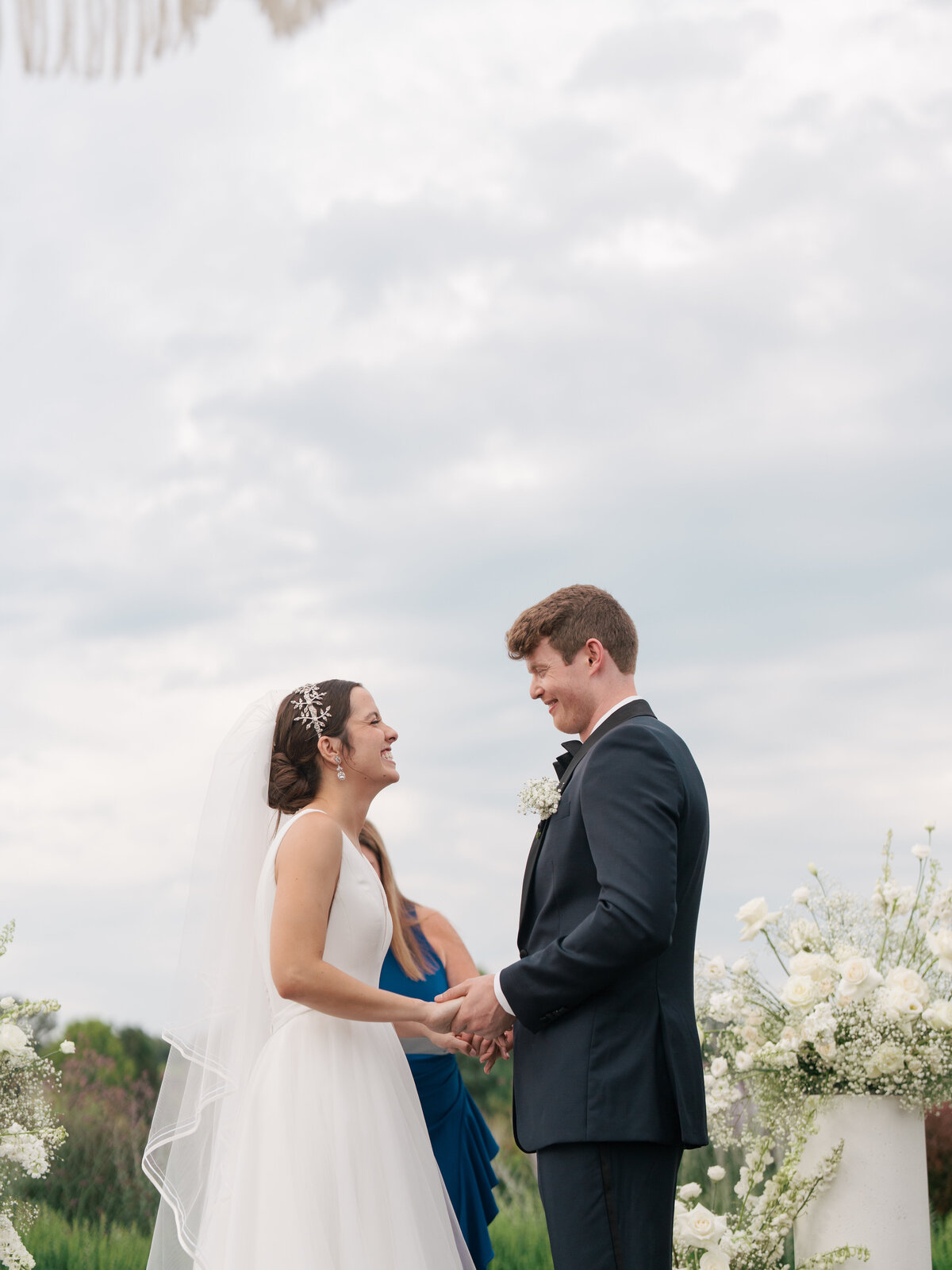 Early-Mountain-Vineyard-Wedding-by-Kiyah-C-Photography-Emma-Rye-468