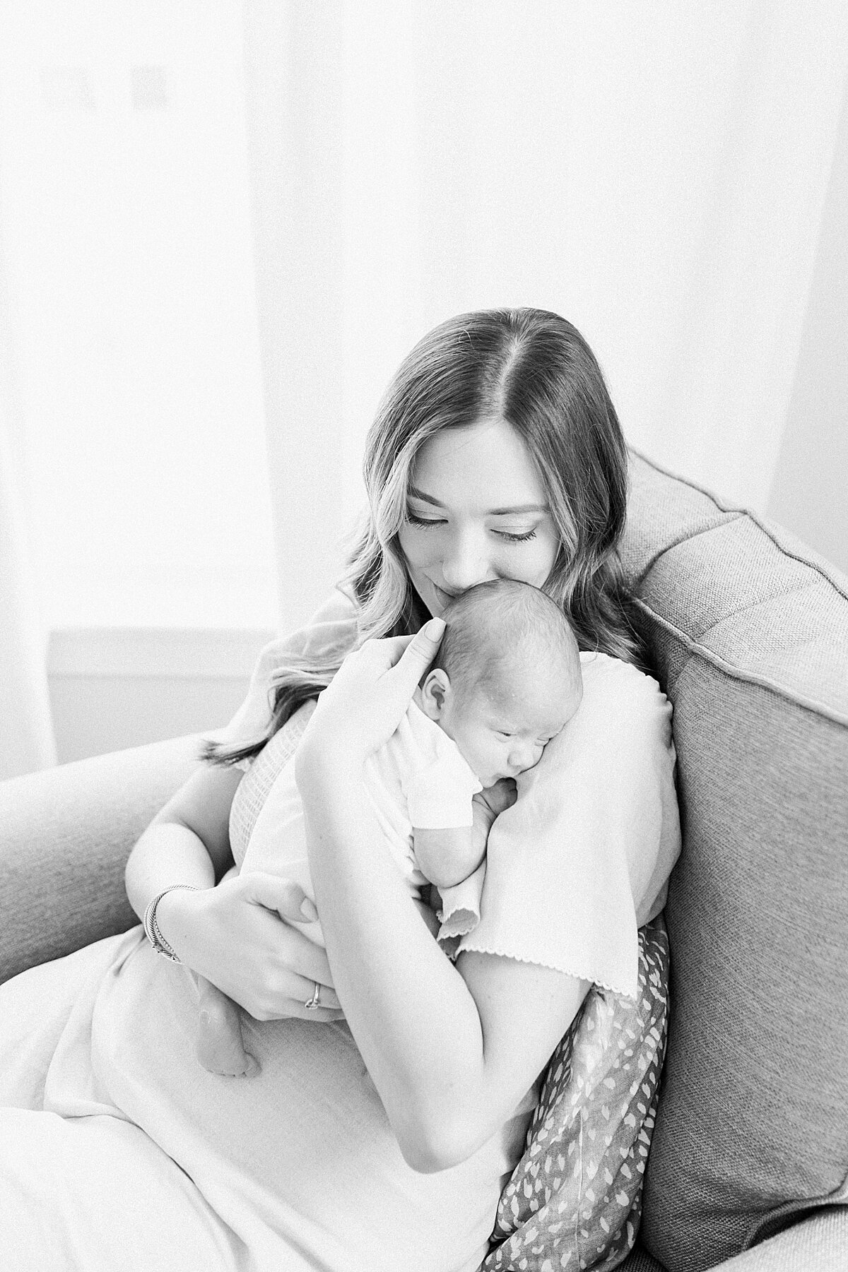charleston-baby-photographer-twin-newborn-session-caitlyn-motycka-photography_0034