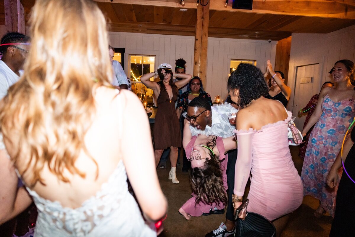 LGBTQ-Nashville-Wedding-Photographer-40