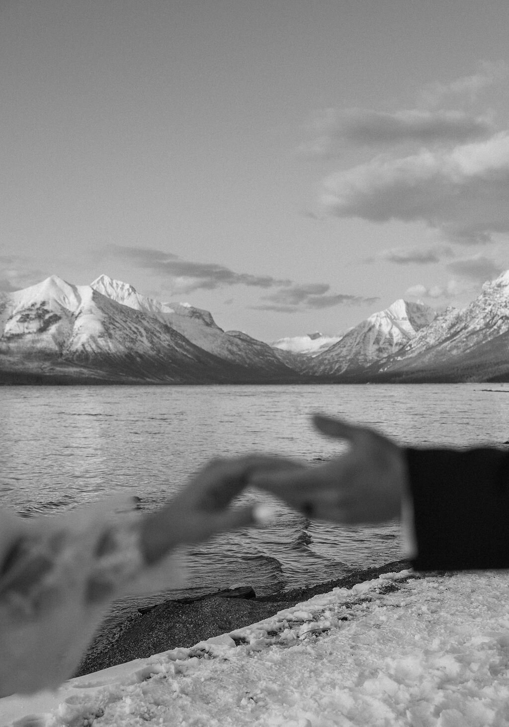 winterelopement-glaciernationalparkwinterelopement-53