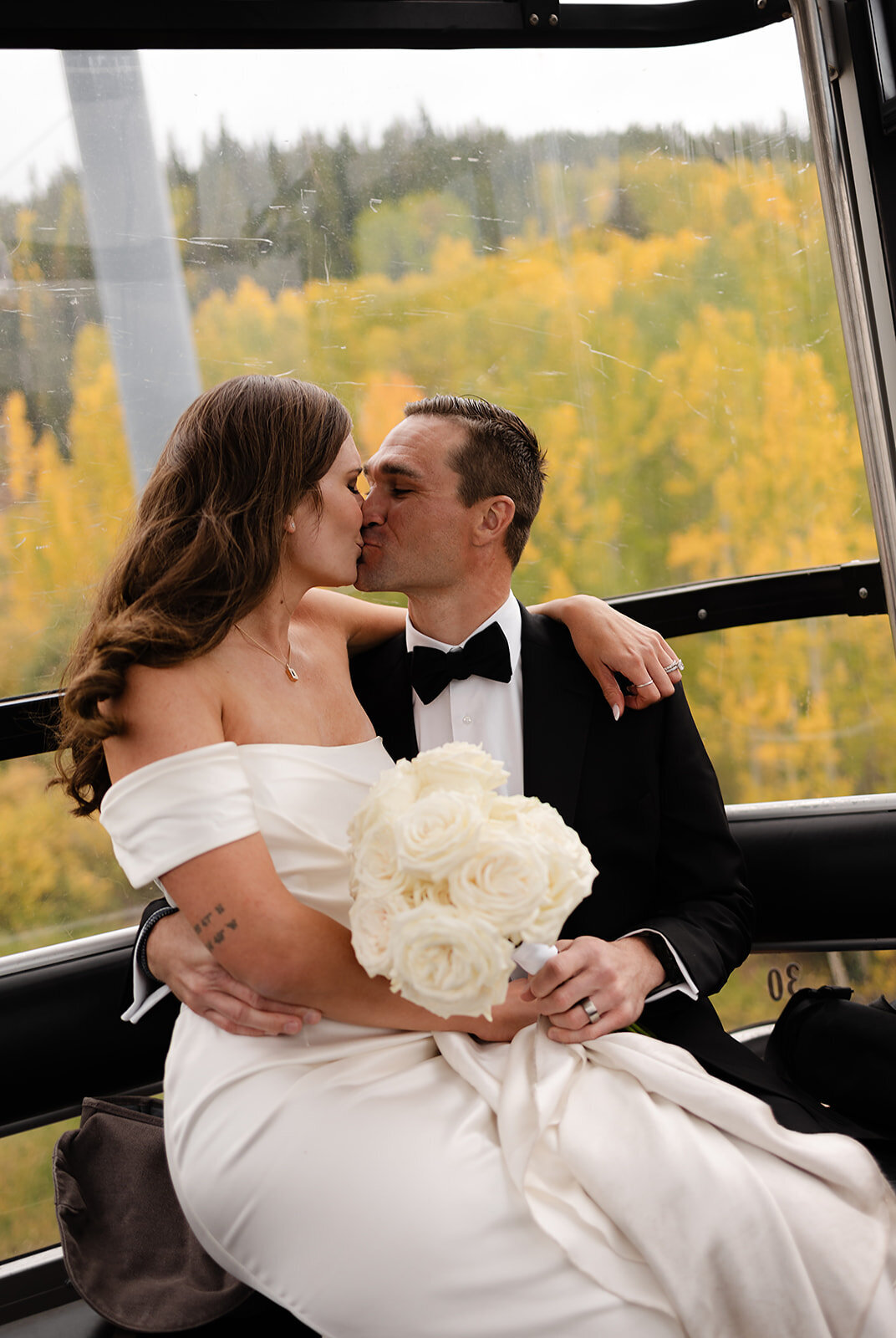 mograbridalportraits-75_websize