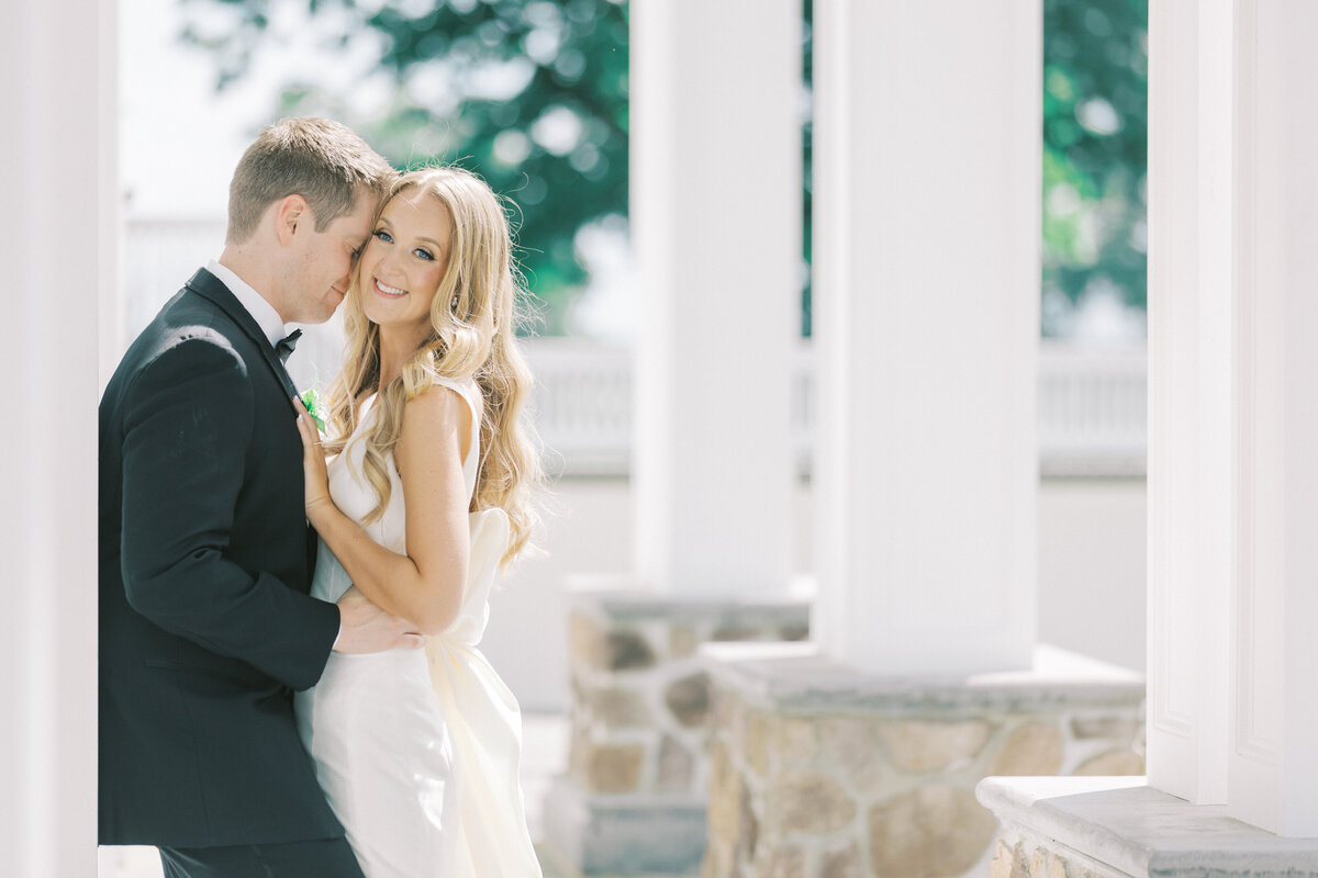 Molly Sue Photography New Jersey + East Coast Wedding Photographer Romantic Imagery Engagement Lifestyle Heirloom Wedding Albums78