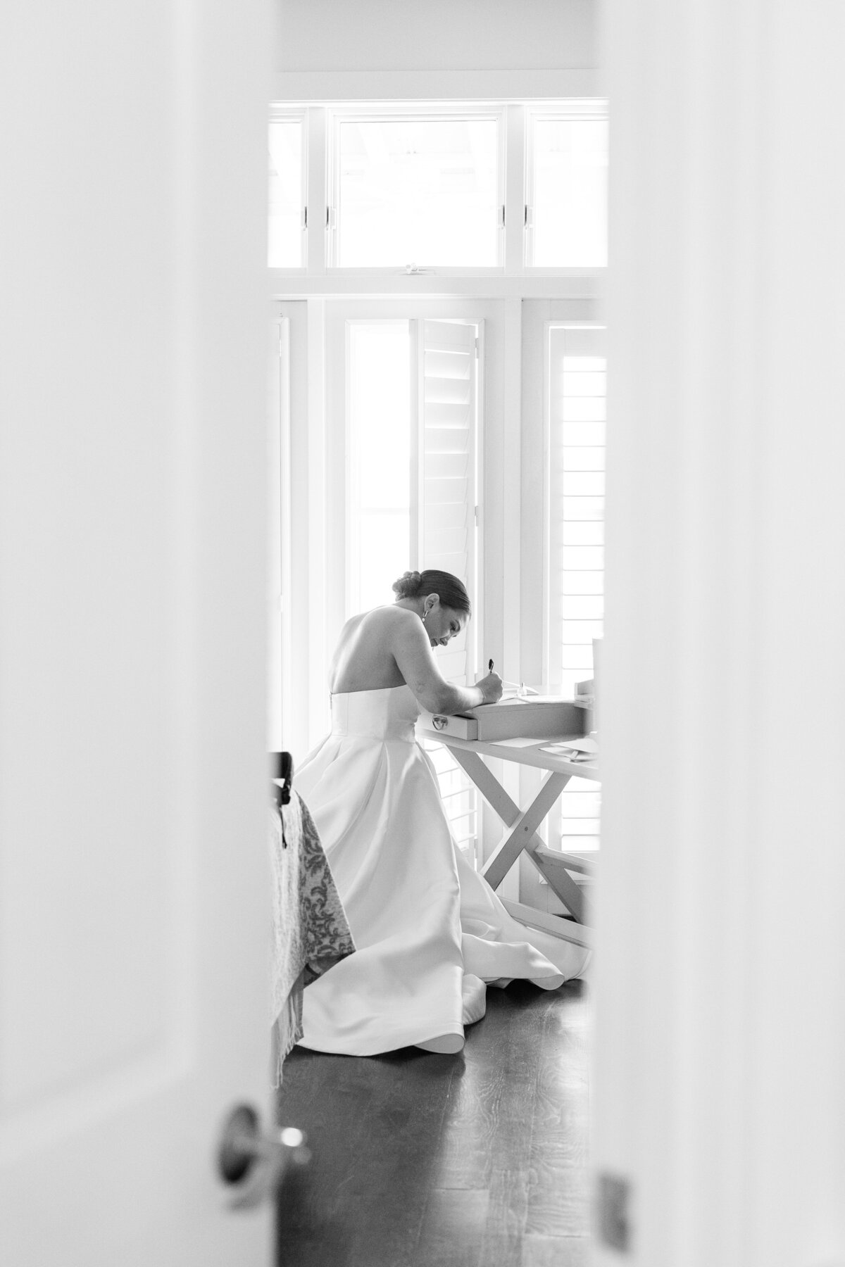 kelsey_&_trenton_wedding_getting_ready-162