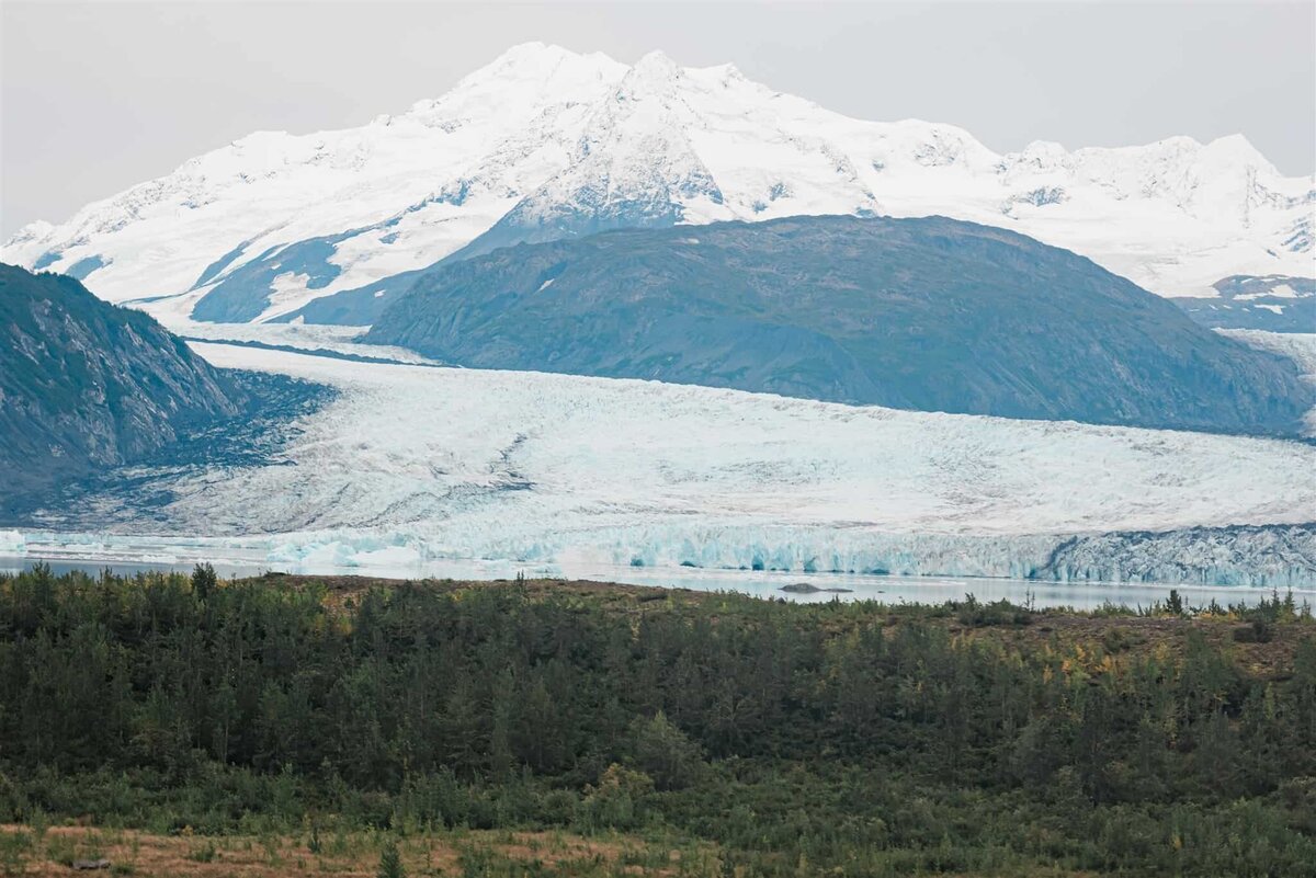 photographer-and-planner-for-luxury-alaskan-wilderness-elopementSoul-and-Sky-Weddings-Soul-and-Sky-Weddings 73