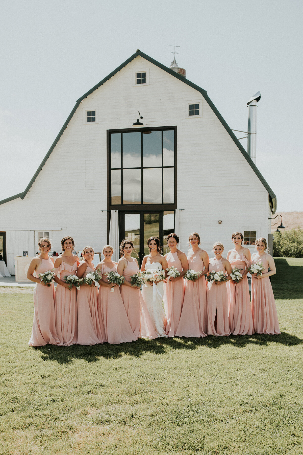 outdoor-barn-wedding-photography-montana-14