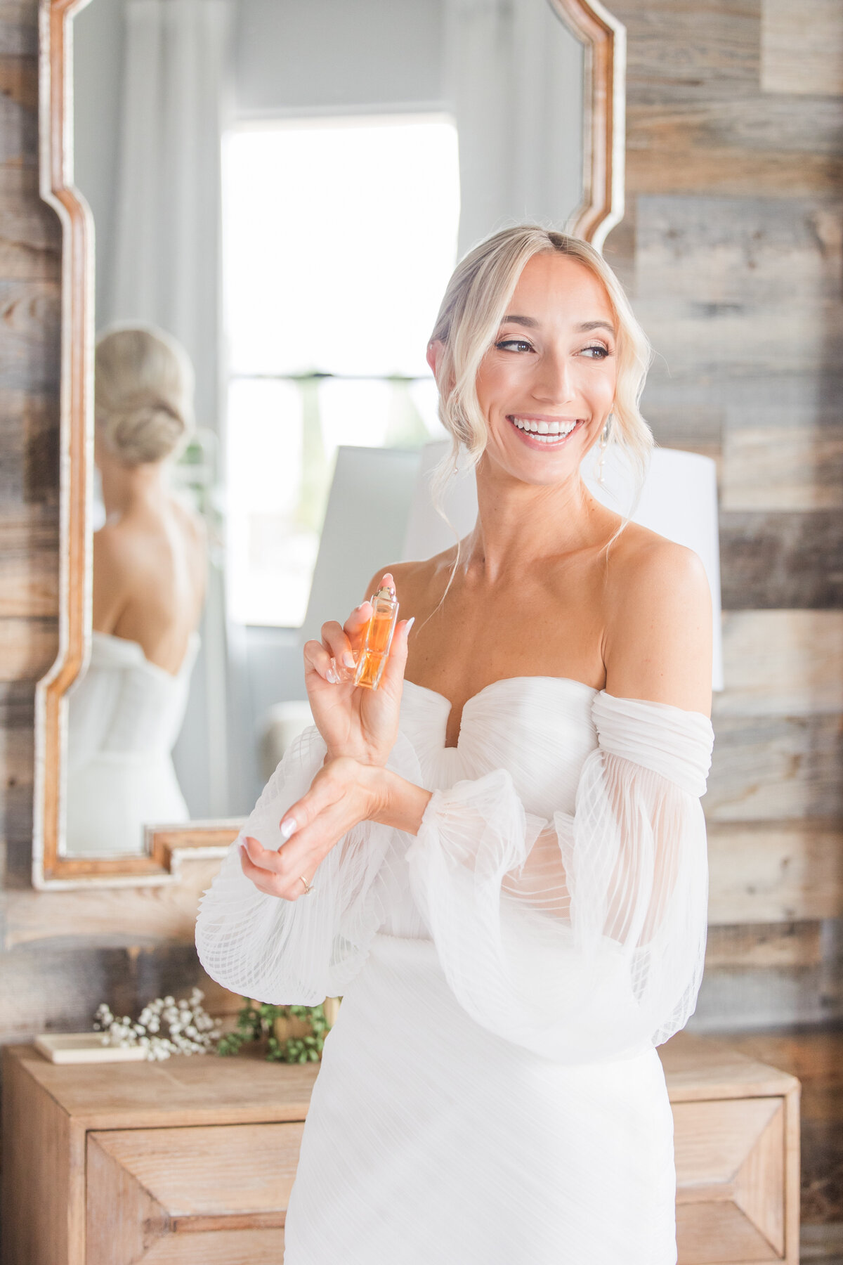 The Estate at Via Las Palmas Palm Springs Light and airy spring wedding southern california wedding venue luxury photography-79
