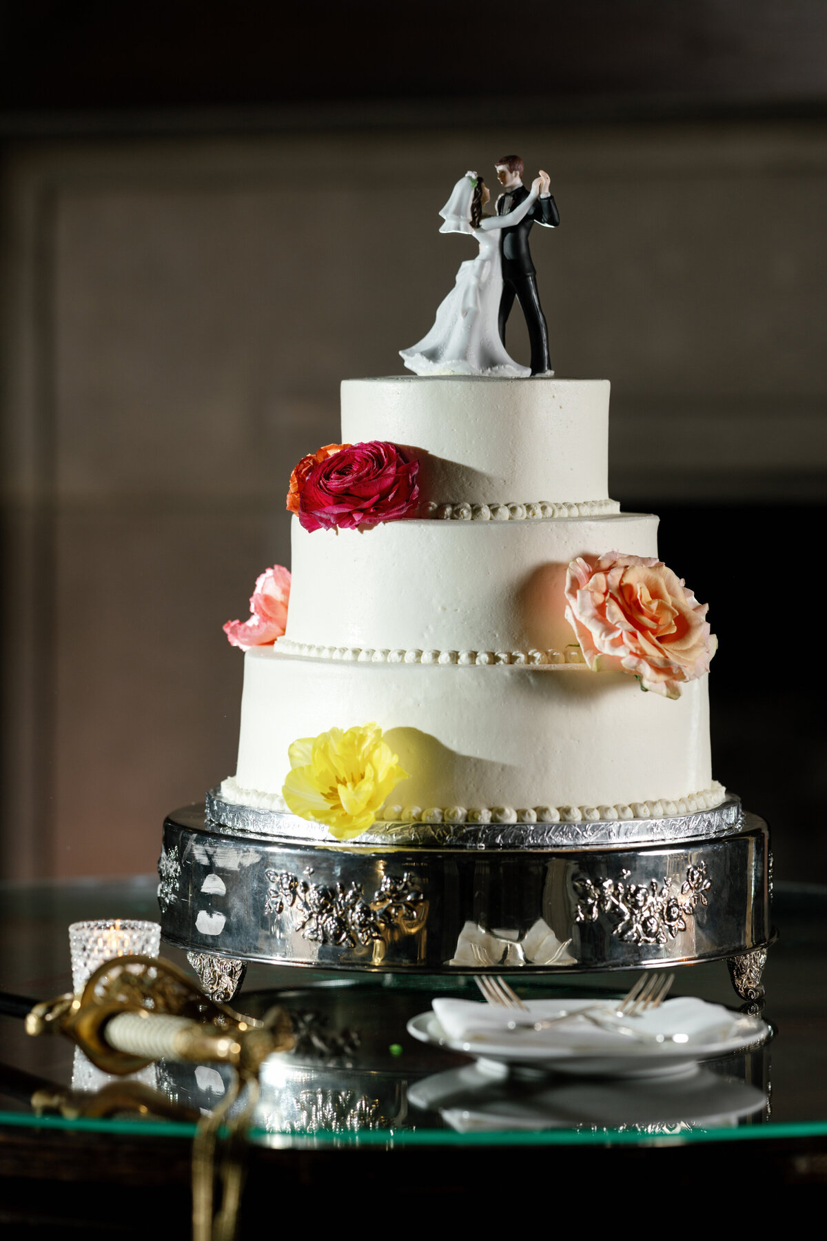 Aspen-Avenue-The-Berlez-Chicago-Wedding-Photographer-Clementine-Custom-Events-Racquet-Club-of-Chicago-Avant-Gardenia-Posh-Production-Cagen-Orchestra-Nika-Vaughan-BBJ-La-Tavola -Vogue-Editorial-High-Fashion-Fine-Art-Luxury-Journalism-215