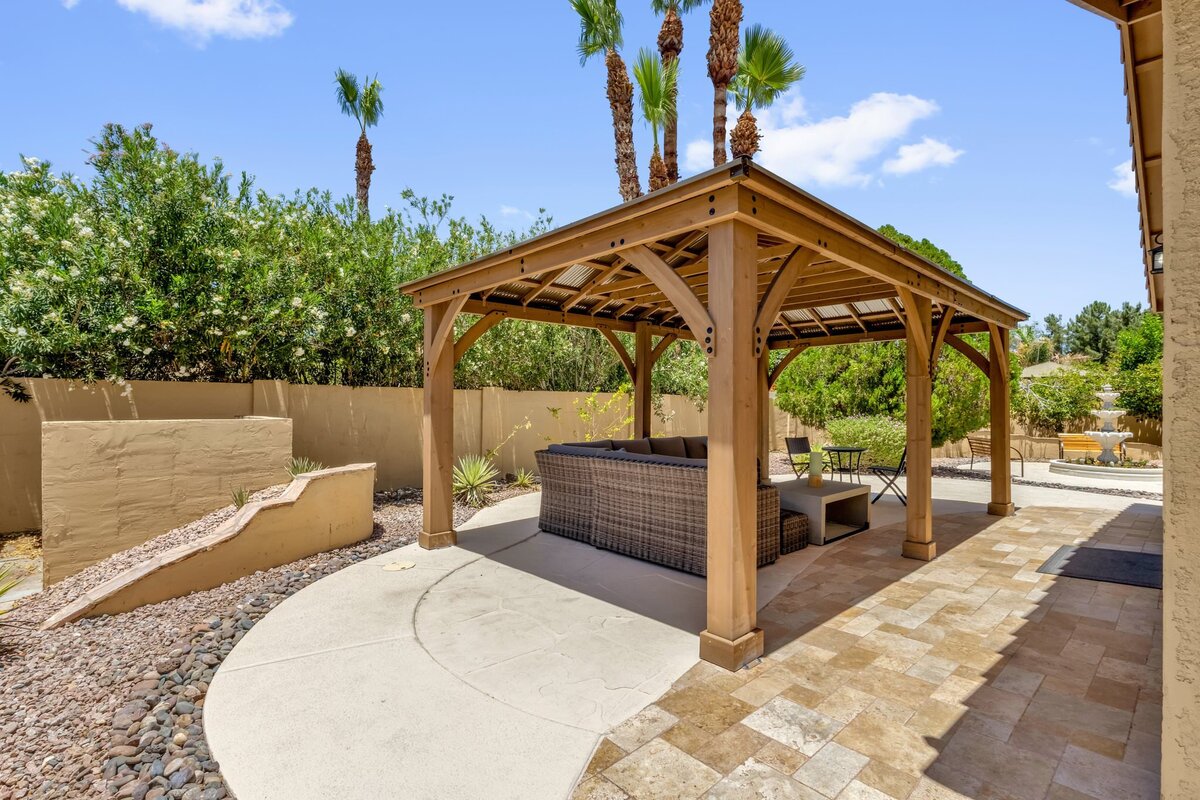 66-web-or-mls-17814-n-56th-st