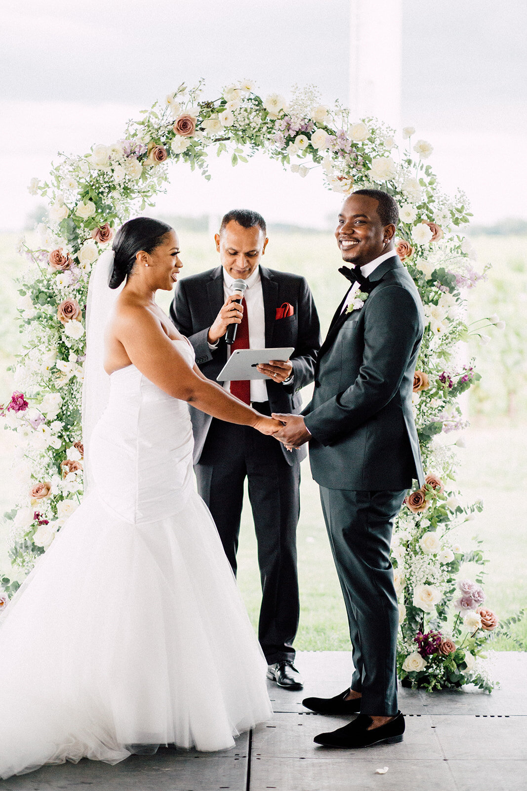 kendon-design-co._hamilton-niagara-wedding-planner-designer-florist-stratus-wines-vineyard-wedding-simply-lace-photography-308