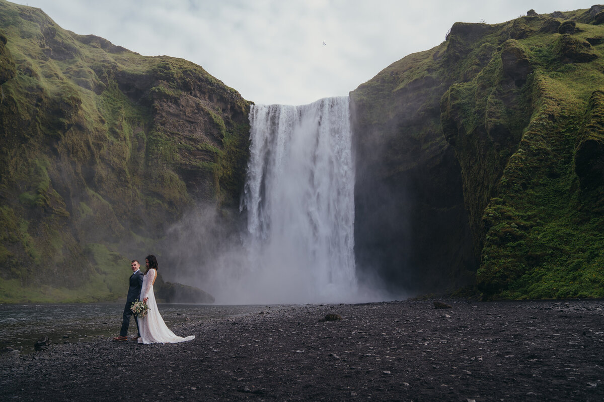 2022-June-Skogafoss-Waterfall-Iceland-Elopement-Photos-Molly-Margaret-Photography-83