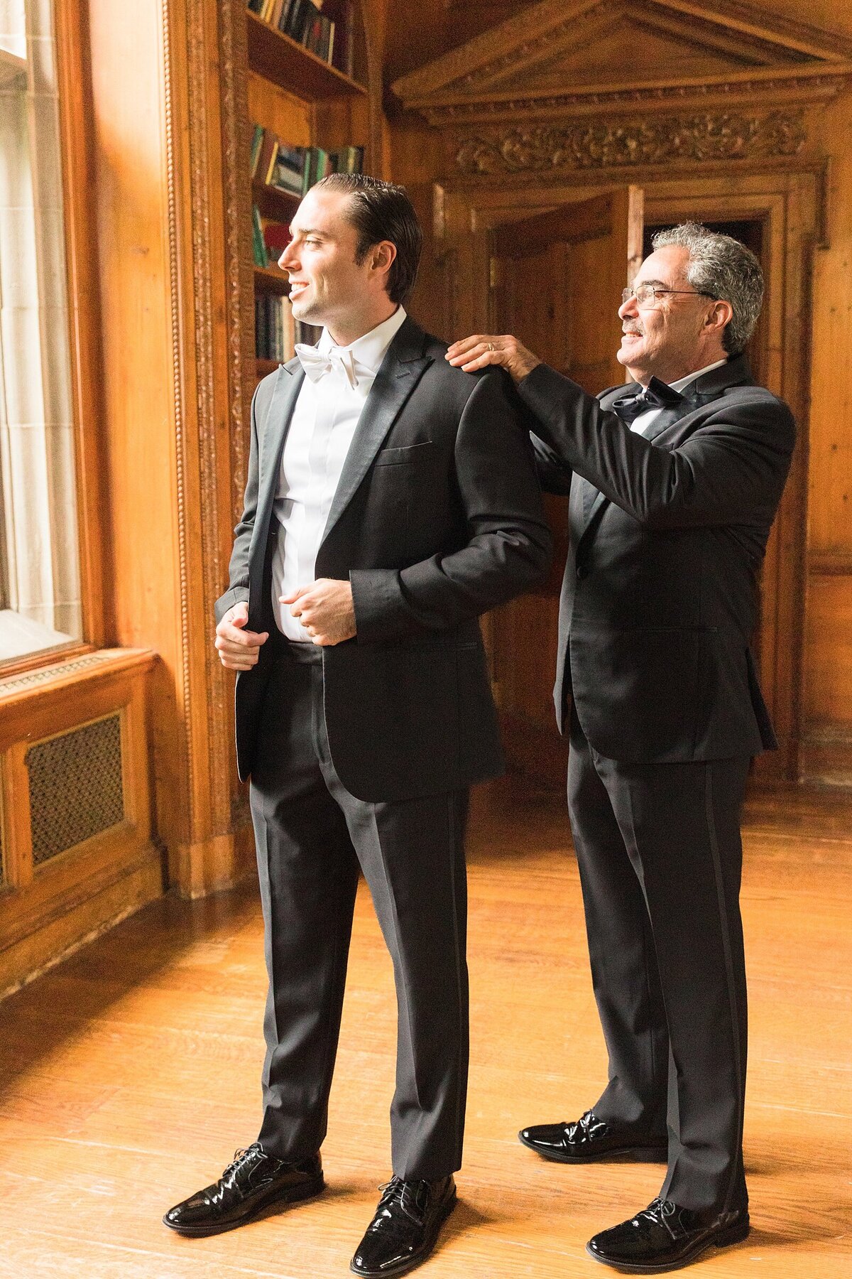 New Jersey Wedding + The Castle at Skylands Manor +  Jewish Wedding + Summer +  Jewish Couples + Jewish Bride + Yael Pachino Photography LLC + Val and Matt_1060