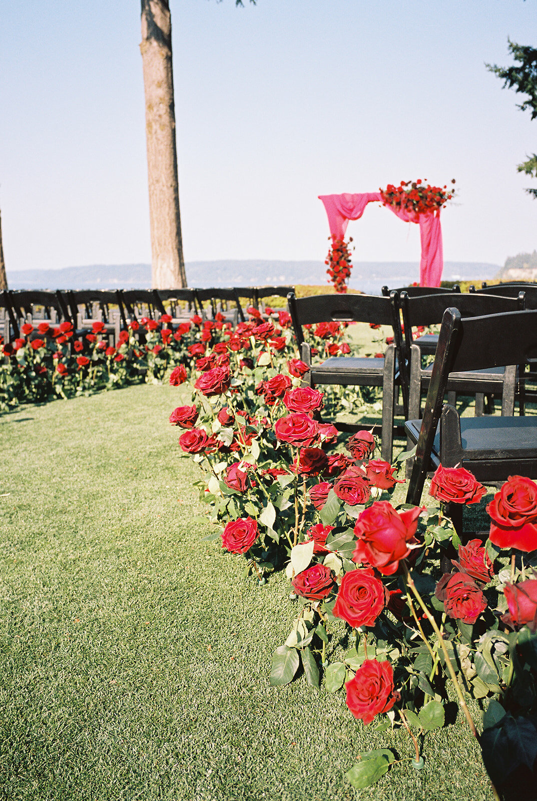 Red-Rose-Wedding-FLORA-NOVA-DESIGN-SEATTLE-00026