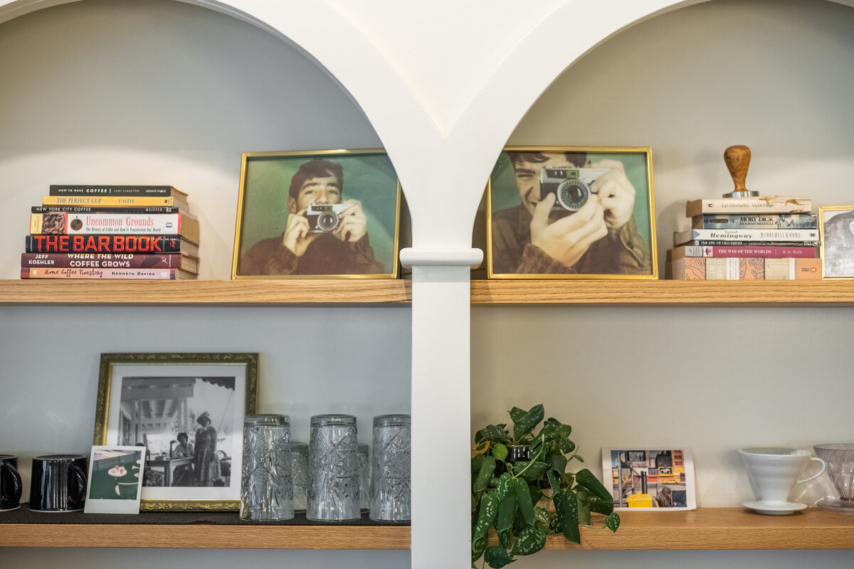 shelving-detail-coffee-shop-cozy