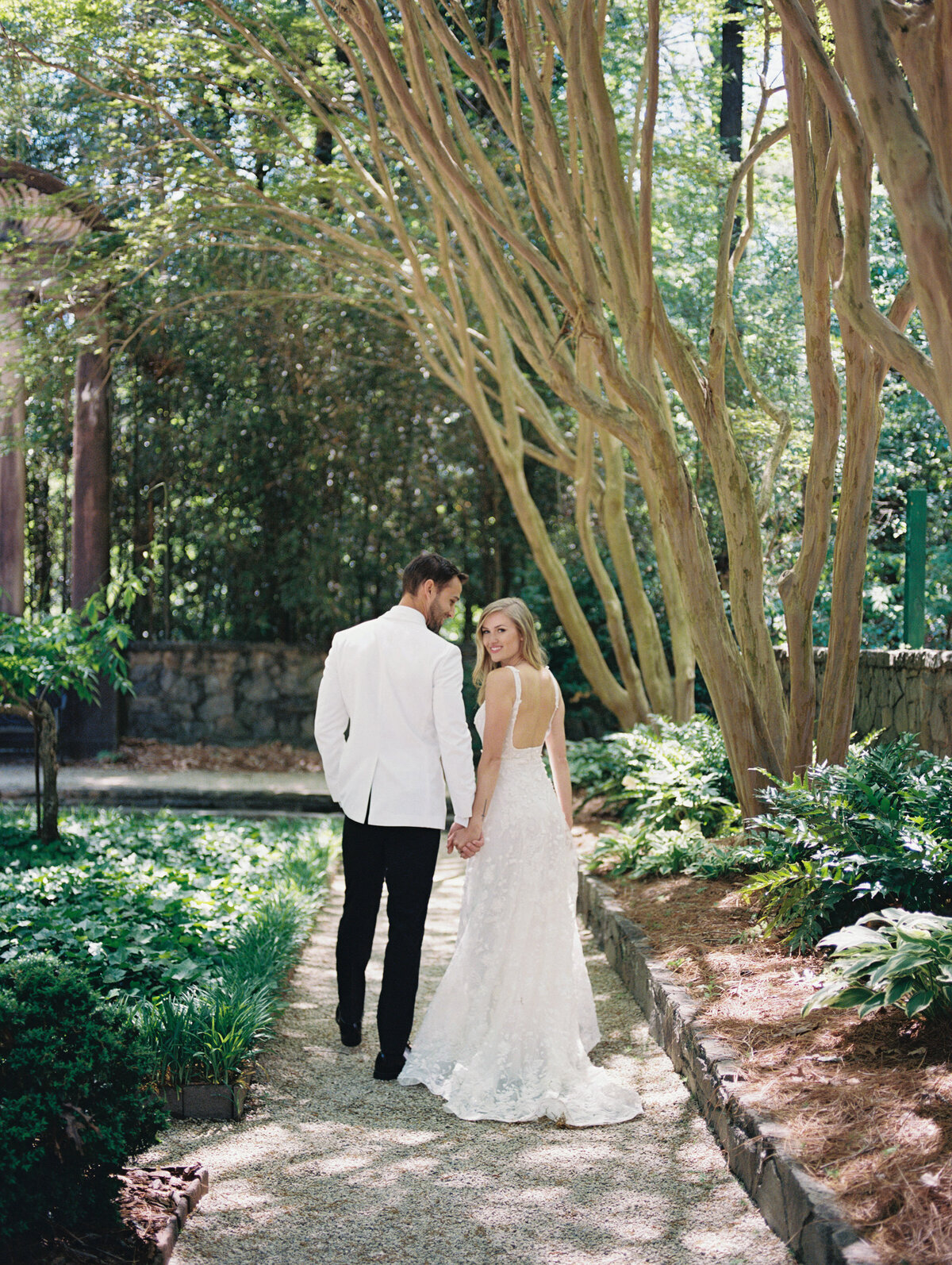 Elegant wedding portrait by Cleveland Ohio wedding photographer