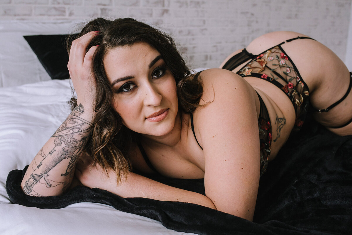 Female figure in boudoir photo in Pittsburgh. 