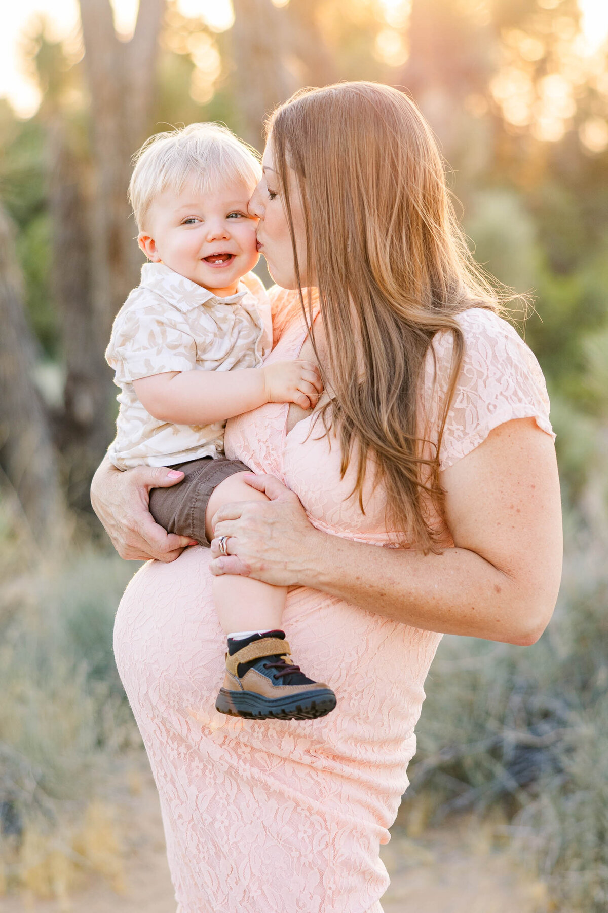 maternity-mom-and-baby-photoshoot-lancaster-california-2