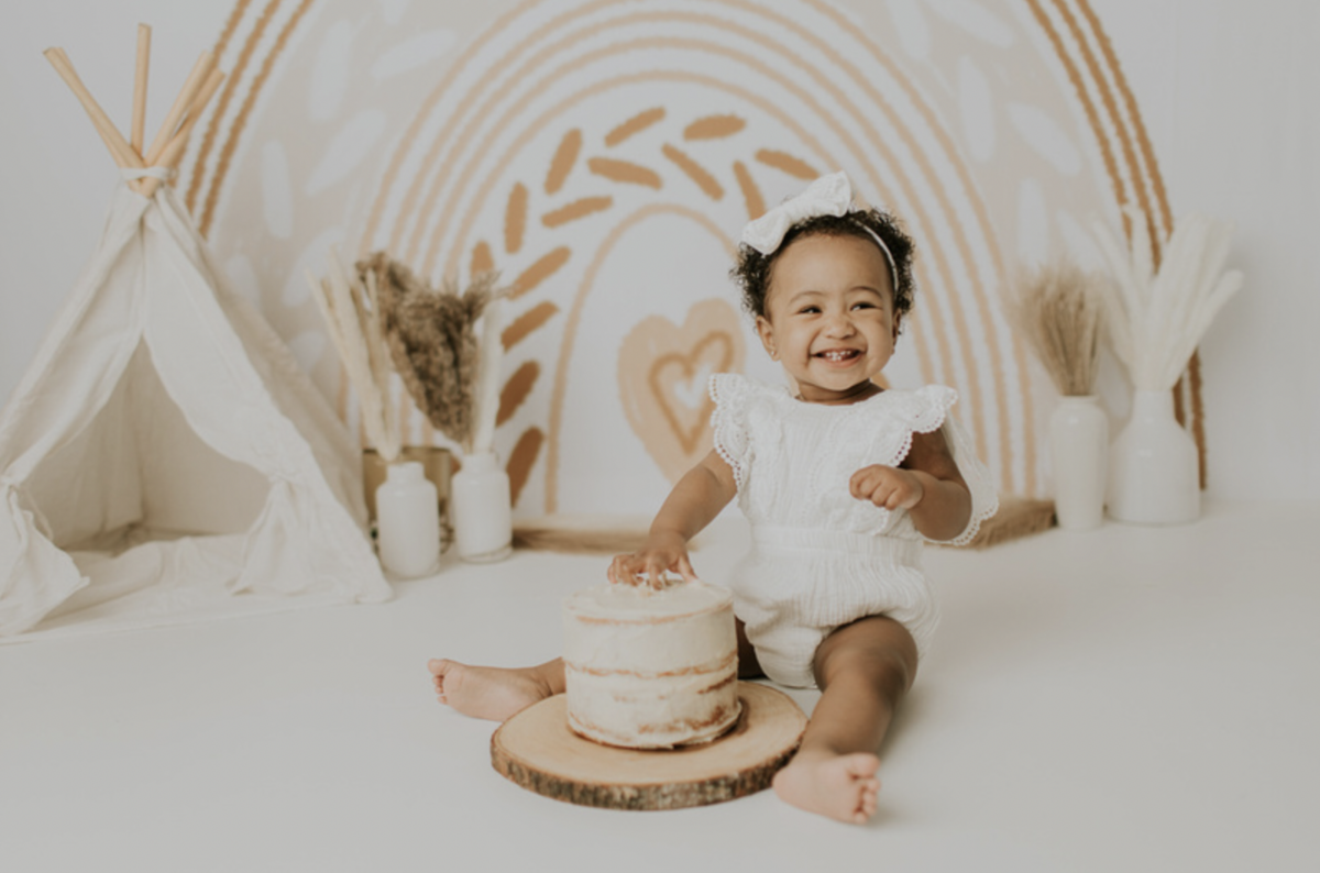 cake smash photoshoot for one year old