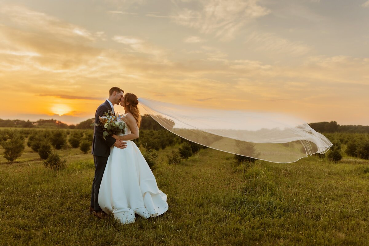 simply-white-bridal-bride