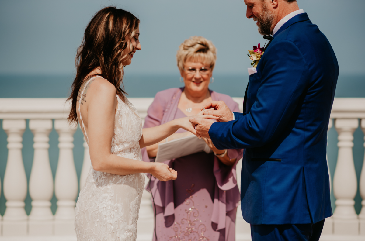 mariah-lacy-photo-hyatt-clearwater-florida-elopement-chantilly-chic-celebrations-37
