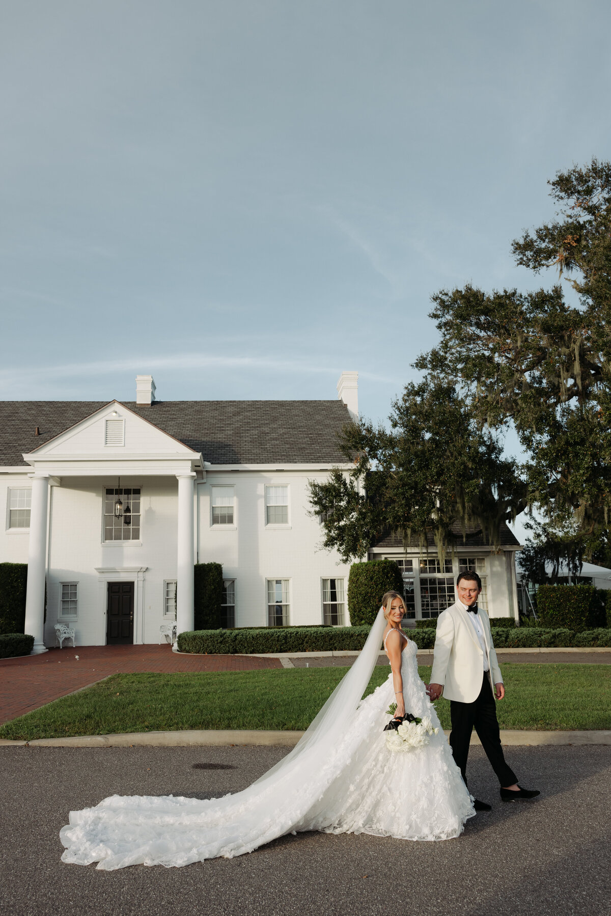 madison + tucker mr and mrs 14