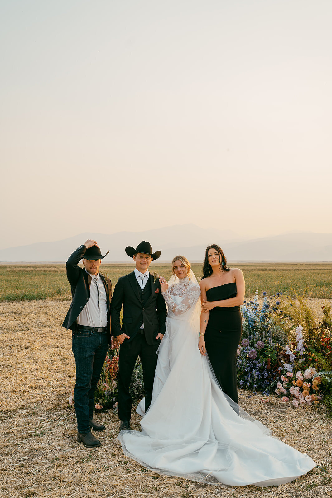 presley-gray-photo-Deerlodge-rustic-western-Montana-wedding-5728
