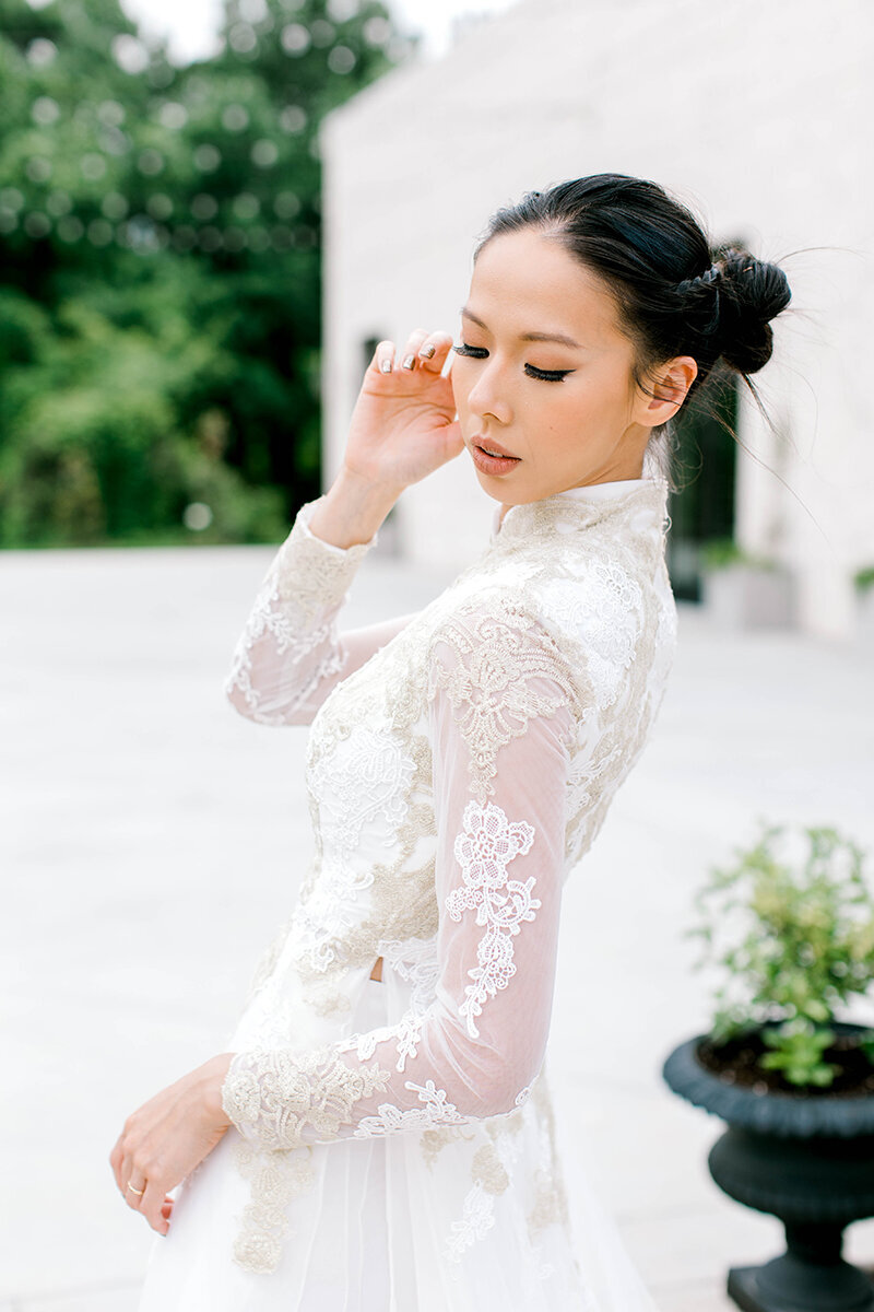 Soft Bridal Makeup by Mong Bui Photo by Sarah HoTong 2