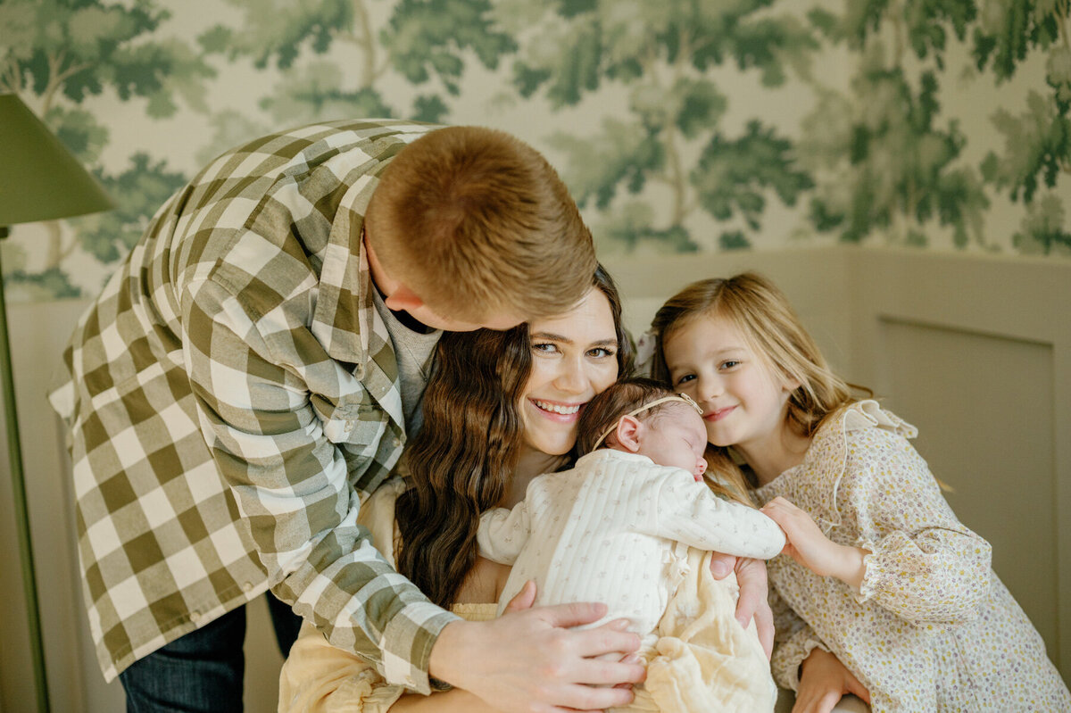 Lexington-KY-Newborn-Portraits-31
