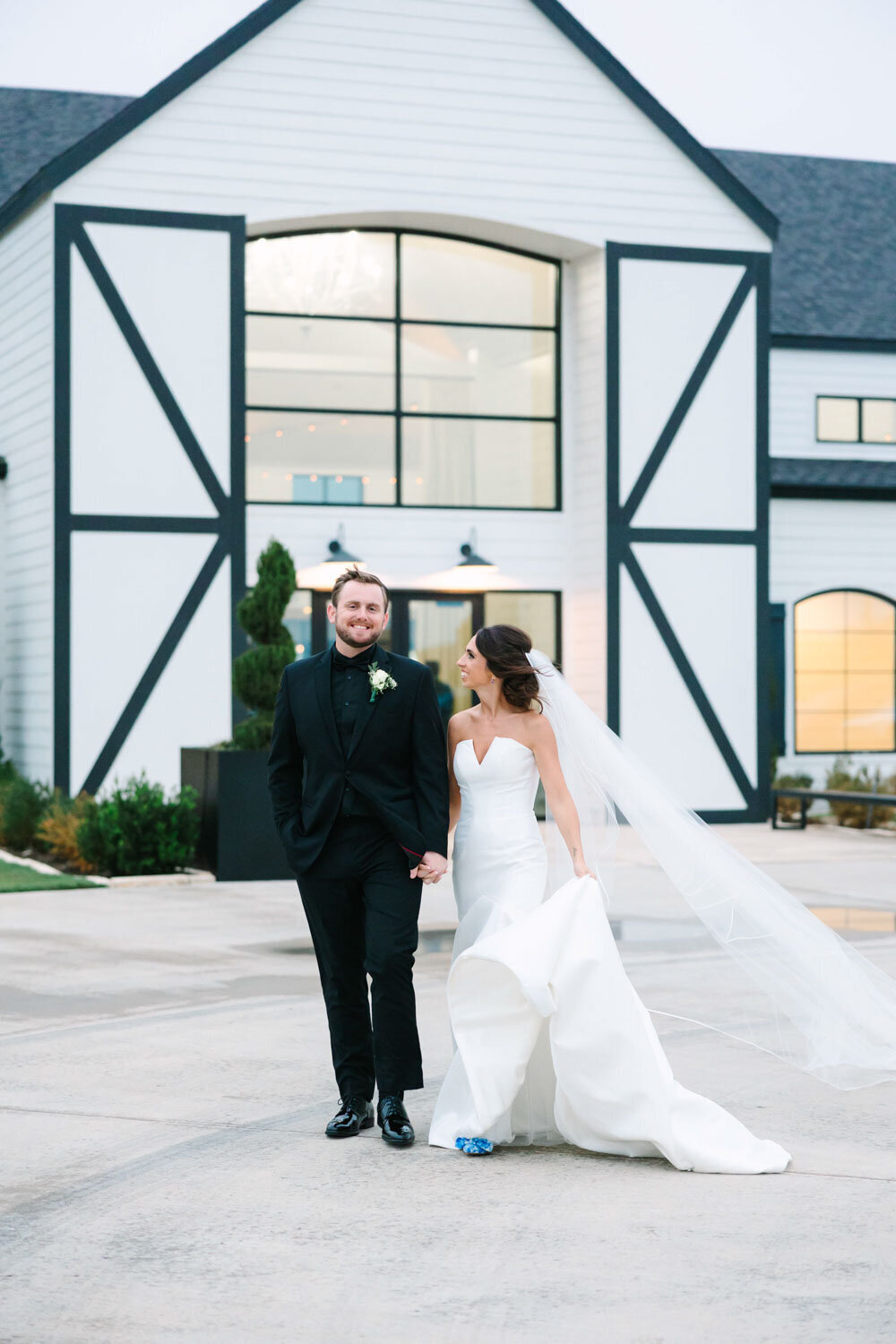 Sydney-and-Carsen-Luxury-wedding-in-Dallas-Texas-Bella-Vista-Wedding-Planning-052