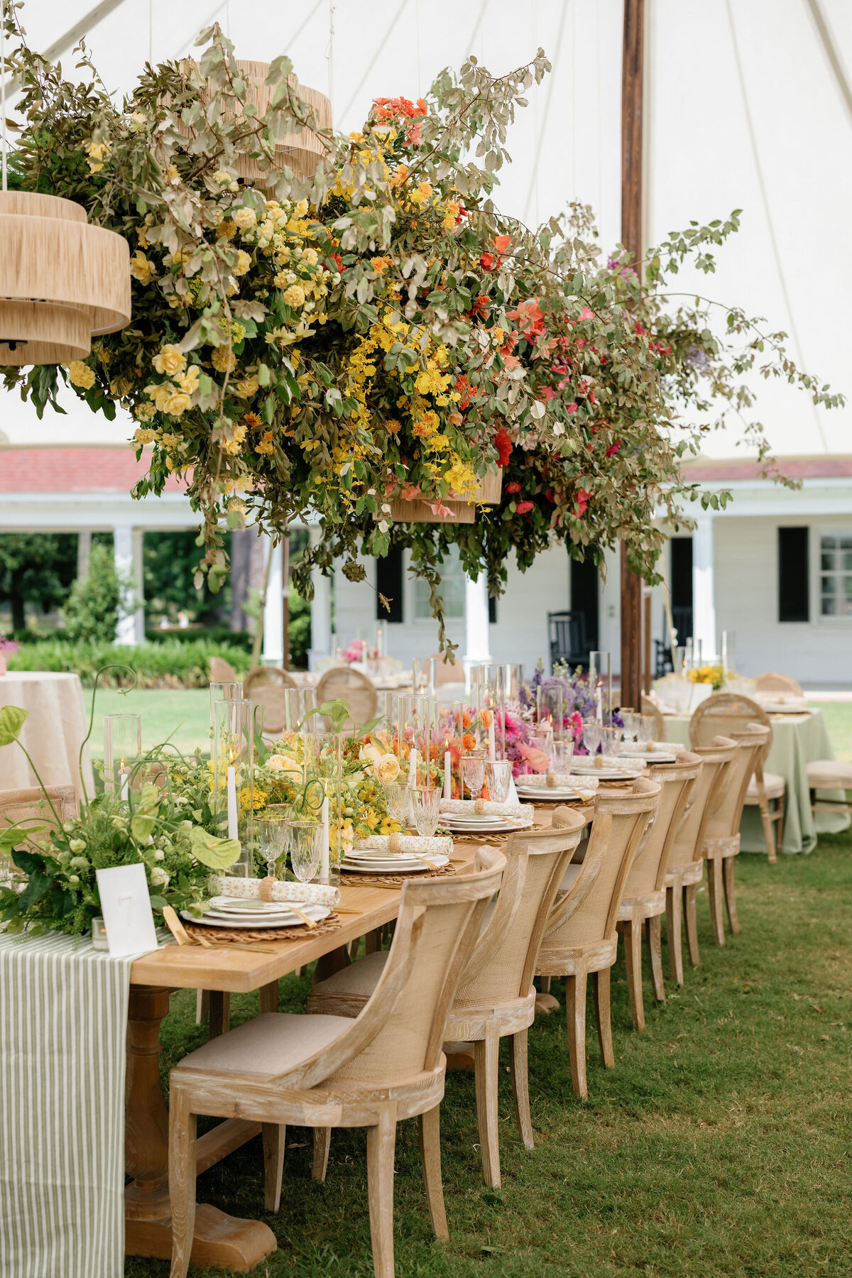 Wedding Reception at Magnolia Way in Columbia, SC by Lisa Blanche Photography