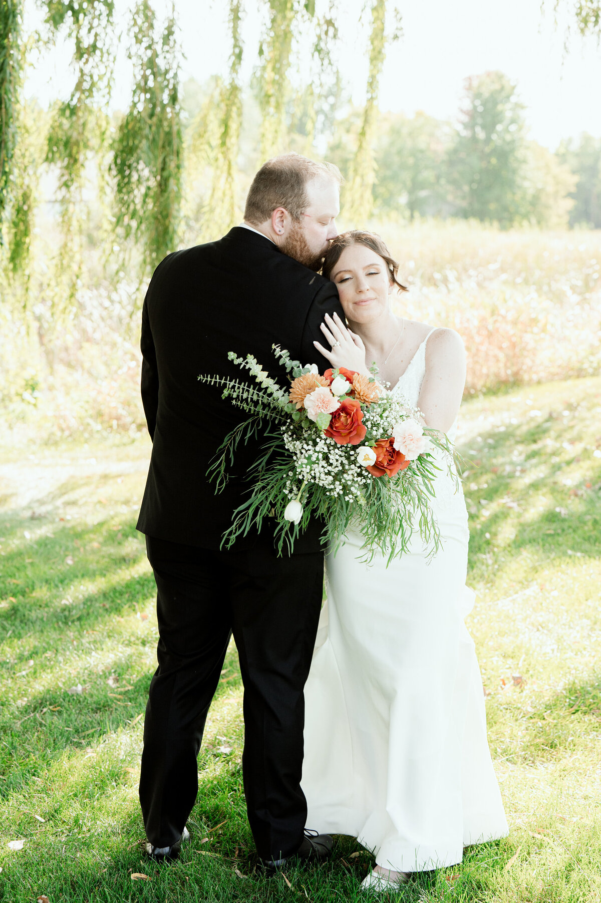 9812-Wedding at The Grands at Mulligans in Sartell Minnesota- Wedding Photographer Nicole Hollenkamp