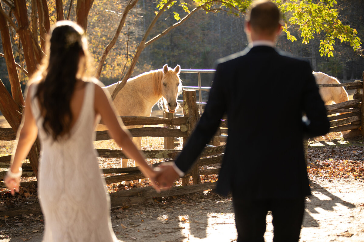 Neverland_Farms_Georgia_Rustic_Wedding_Lauren_Ashley_Studios-49