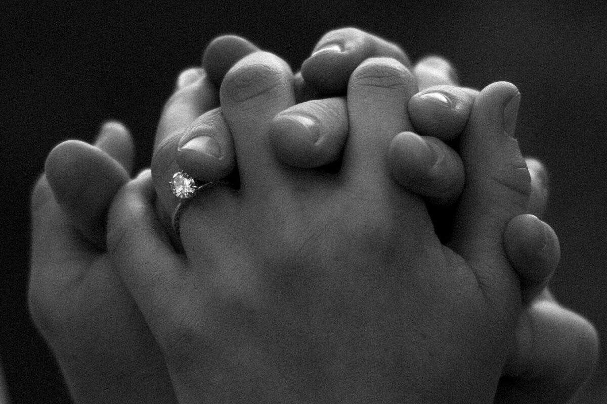destination-wedding-photographer-enagagement-photography-19